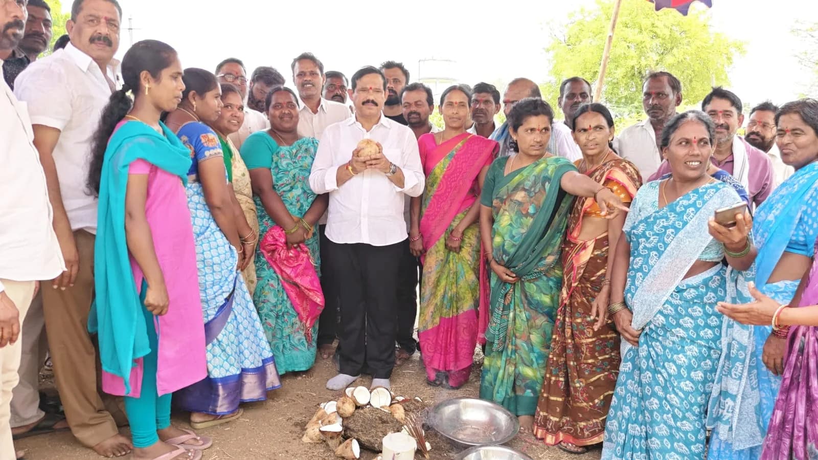'బీఆర్ఎస్ గవర్నమెంట్ రాష్ట్రాన్ని అప్పులపాలు చేసింది'