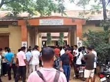 గో మాంసం స్కూలుకు తెచ్చారని ఐదుగురు ముస్లిం స్టూడెంట్స్ పై వేటు?