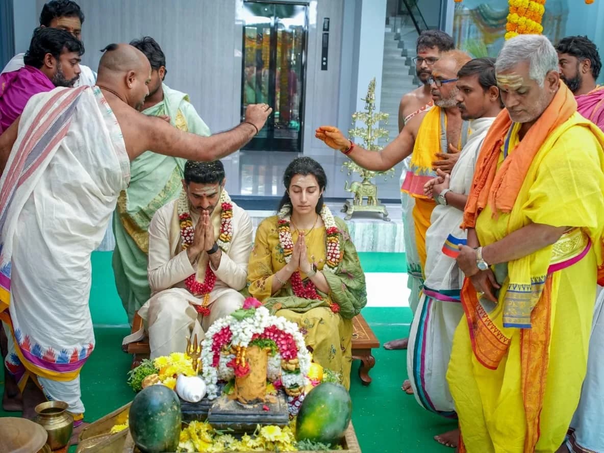 హైదరాబాద్ ఇంట్లో నారా లోకేష్, బ్రాహ్మణి స్పెషల్ పూజలు!