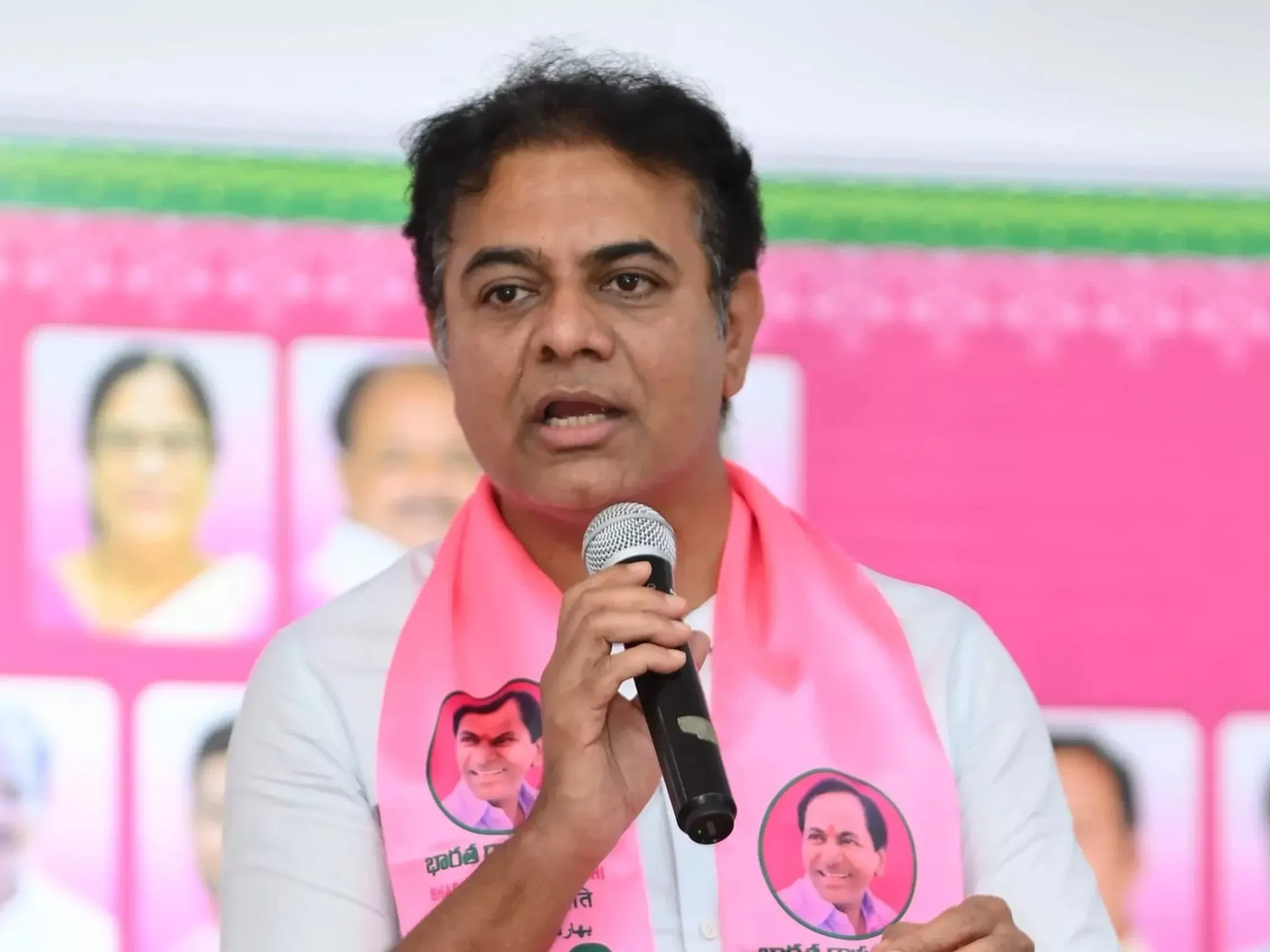 రేవంత్ రెడ్డి సినిమా అట్టర్ ఫ్లాప్: KTR