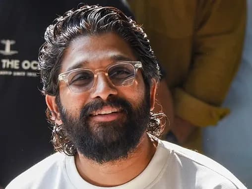 అల్లు అర్జున్ ఆబ్సెంట్ పిటిషన్!