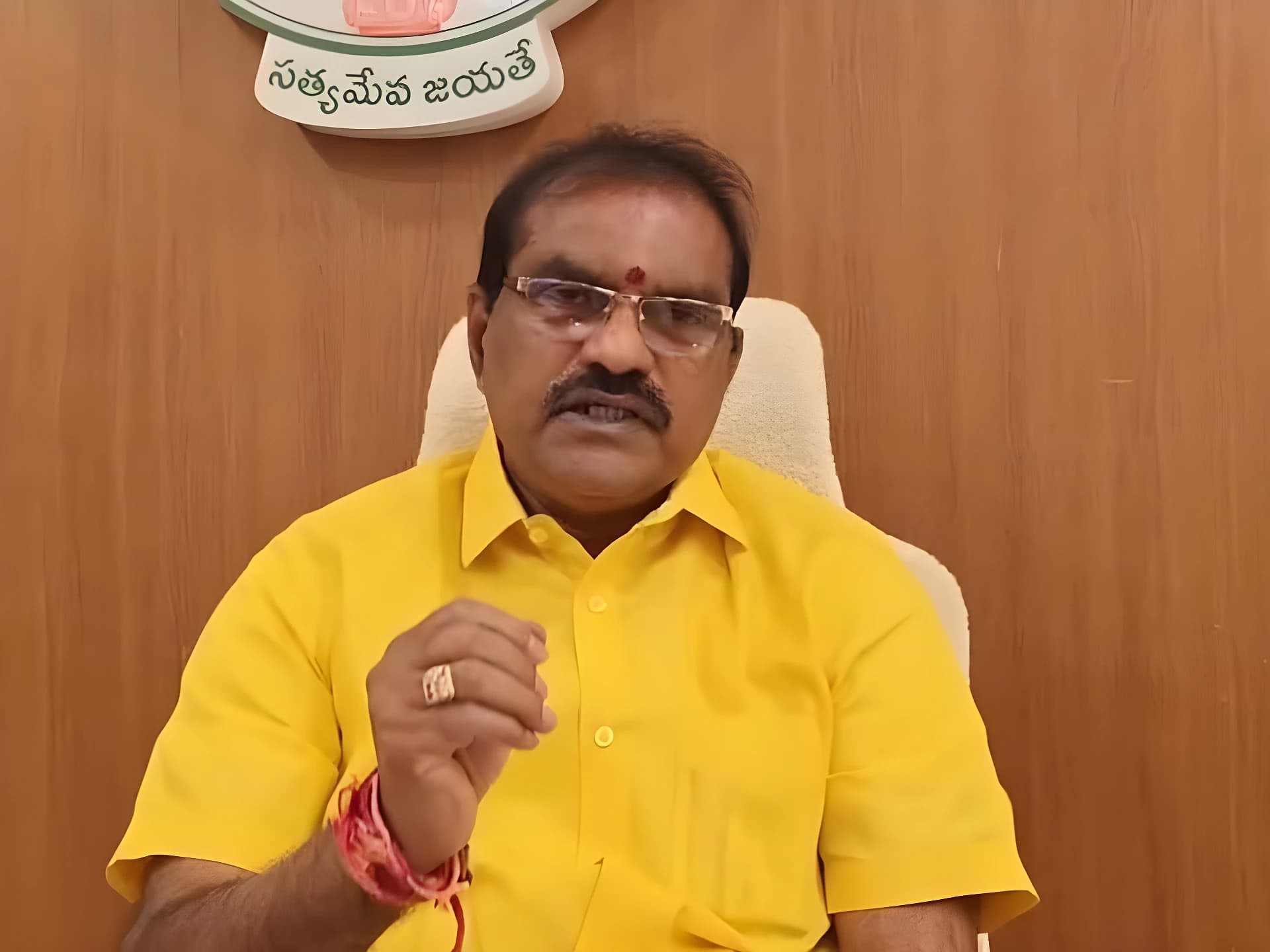 నేరస్థులను తయారు చేసే కర్మాగారం YCP: మంత్రి నిమ్మల