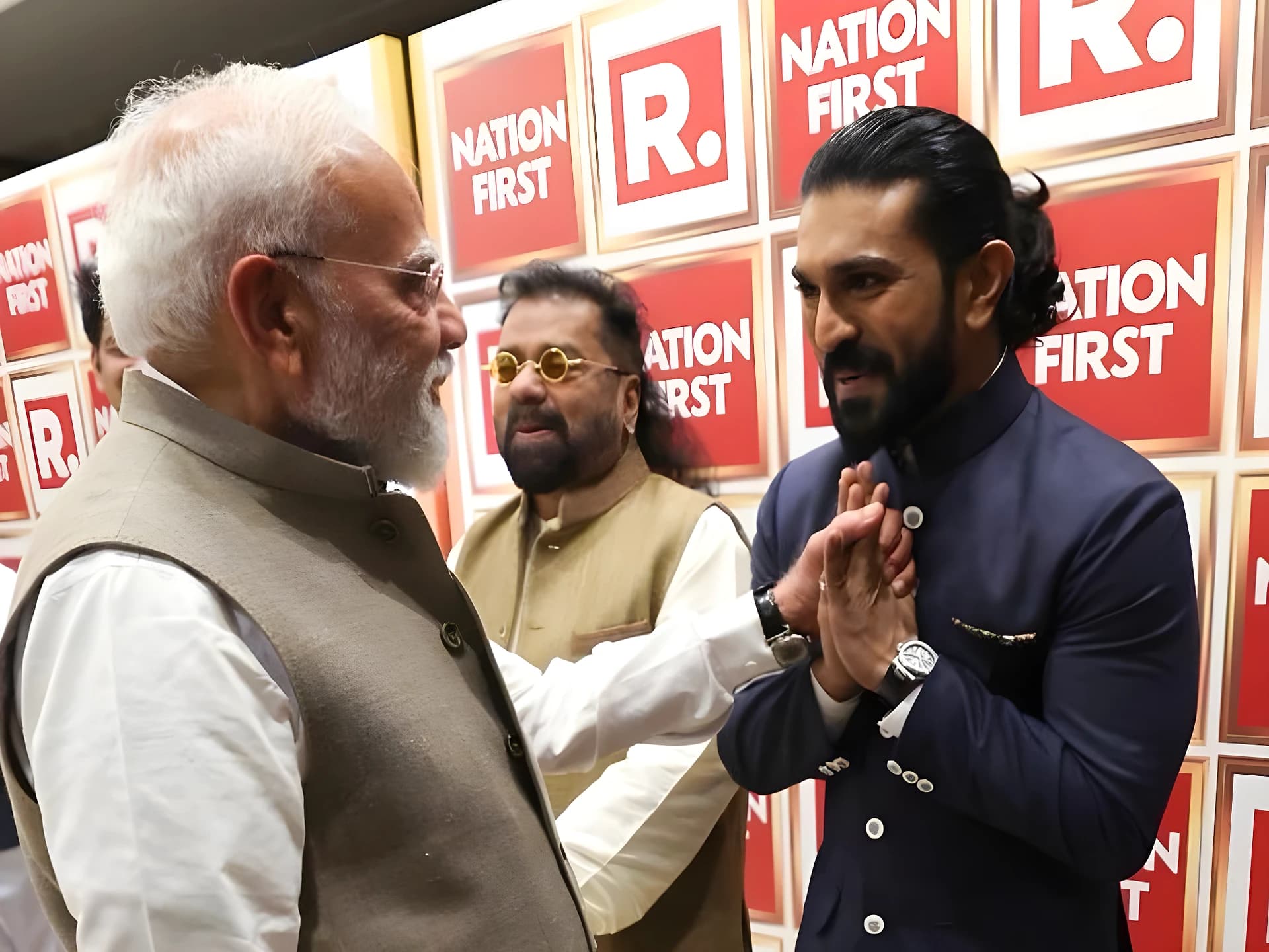 రామ్ చరణ్ పై PM మోదీ ప్రశంసలు.. ట్విట్టర్లో చిరంజీవి ప్రౌడ్ పోస్ట్!
