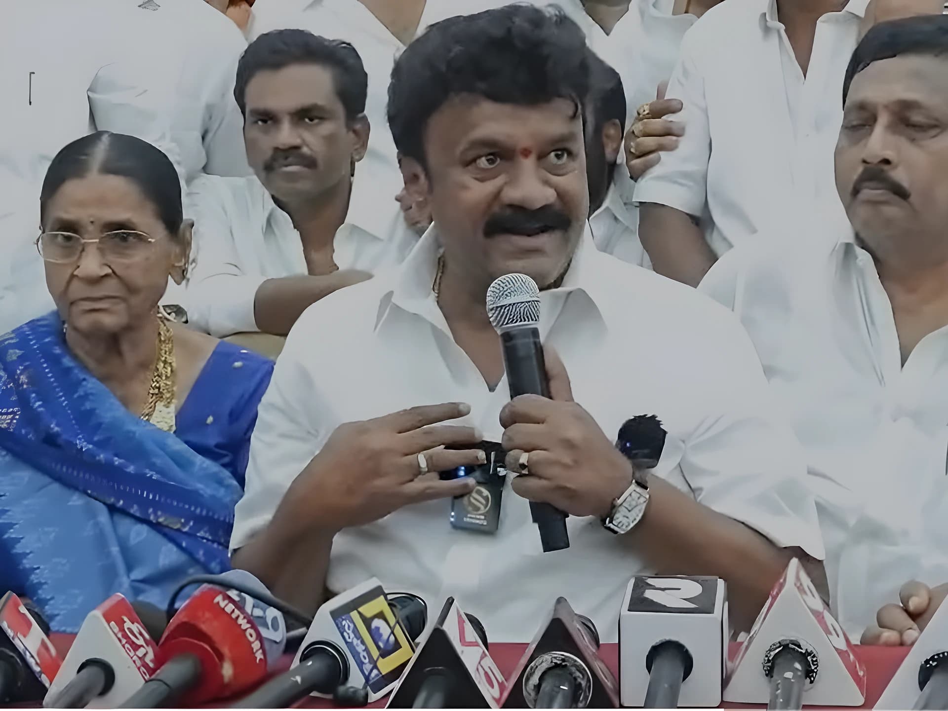 BCల జోలికొస్తే తరిమికొడతాం