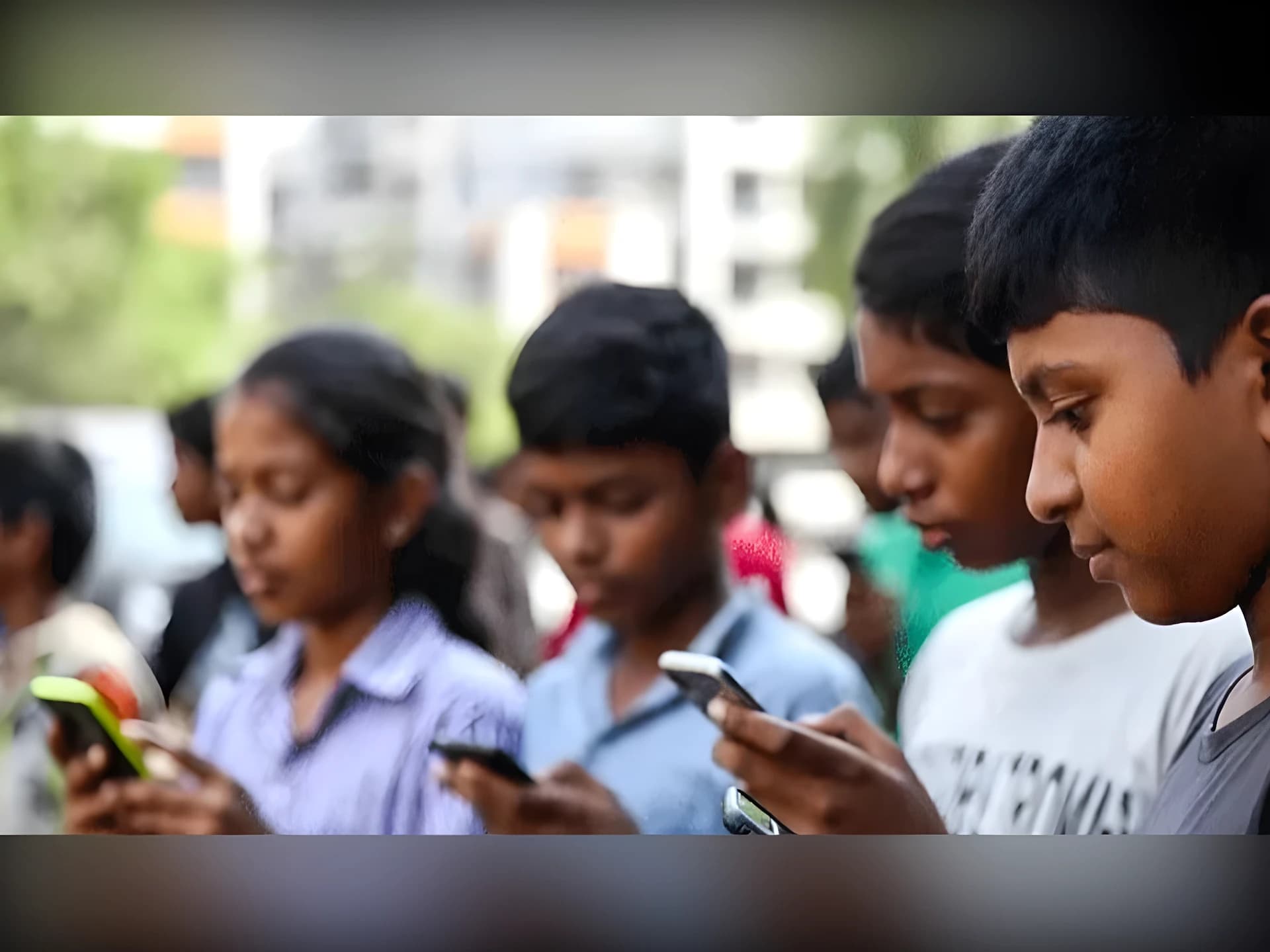 16 ఏళ్లలోపు పిల్లలకు సోషల్ మీడియా నిషేధం?