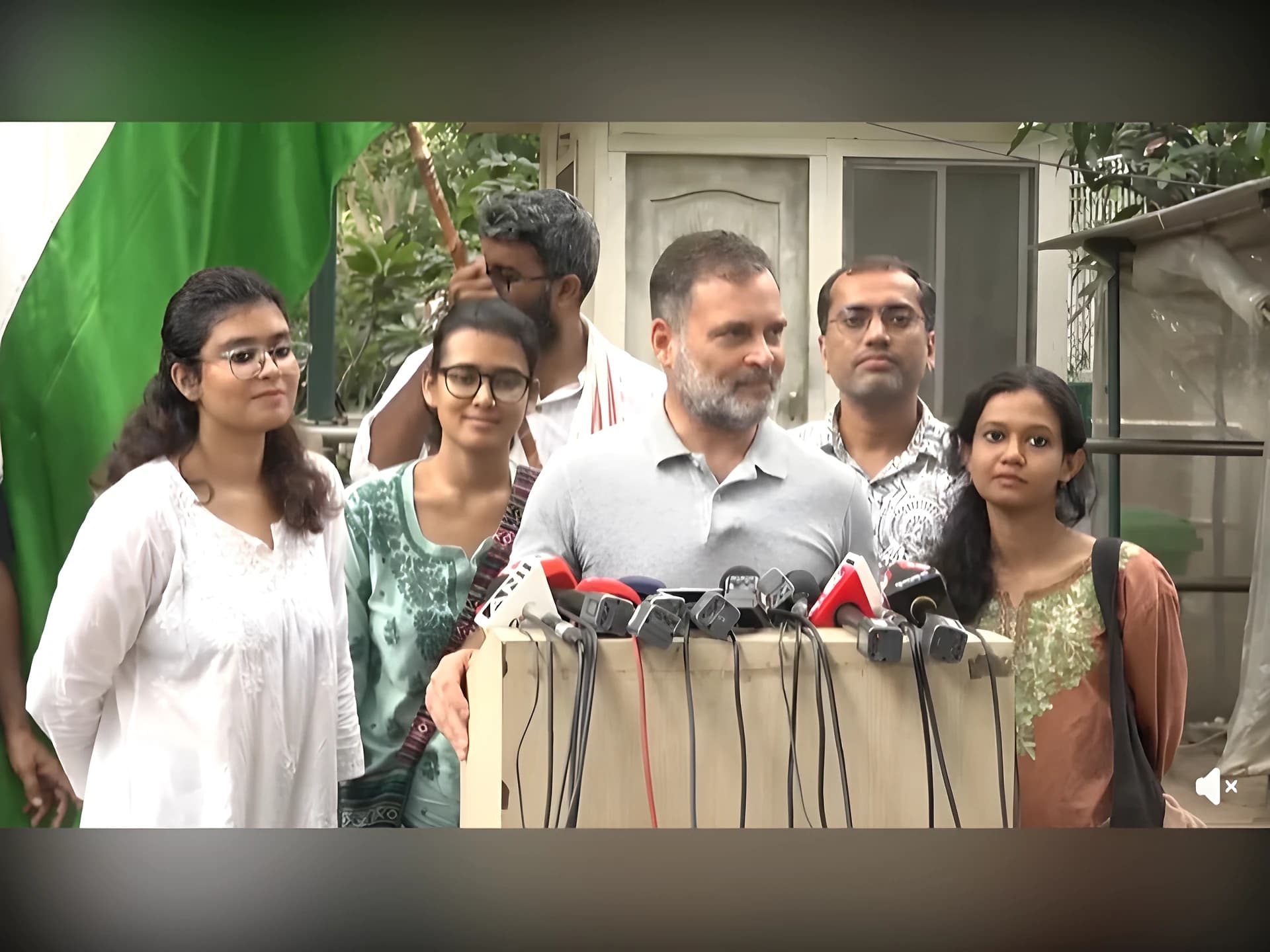 విద్యార్థుల డిమాండ్లు న్యాయమైనవే: రాహుల్ గాంధీ