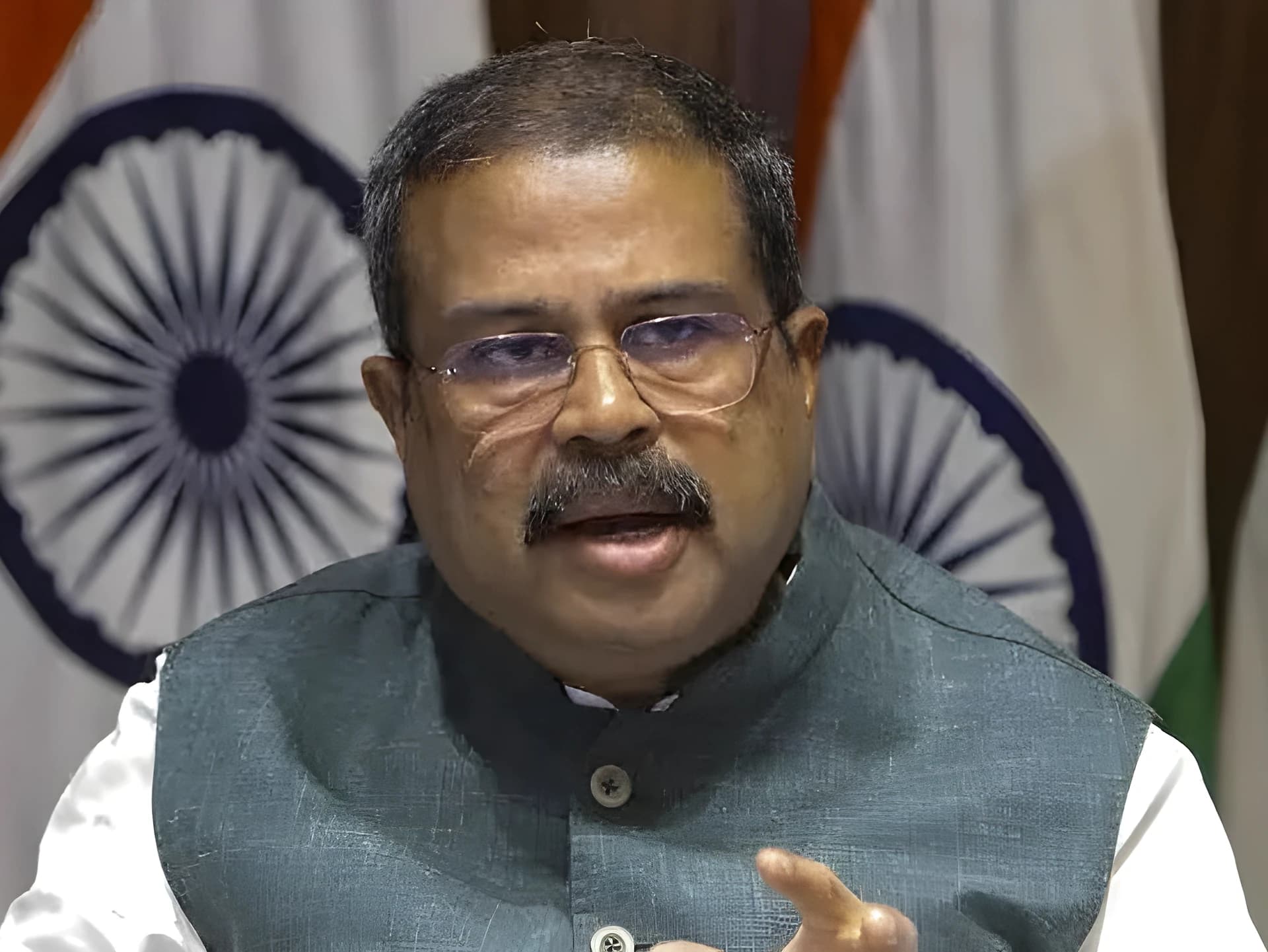 ధర్మేంద్ర ప్రధాన్..గతంలోనూ వివిధ శాఖలు