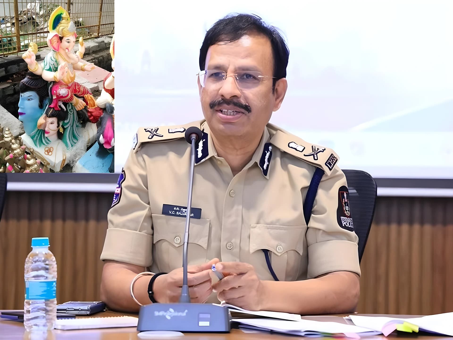 గణేష్ విగ్రహాల తయారీపై సజ్జనర్ కీలక ఆదేశాలు