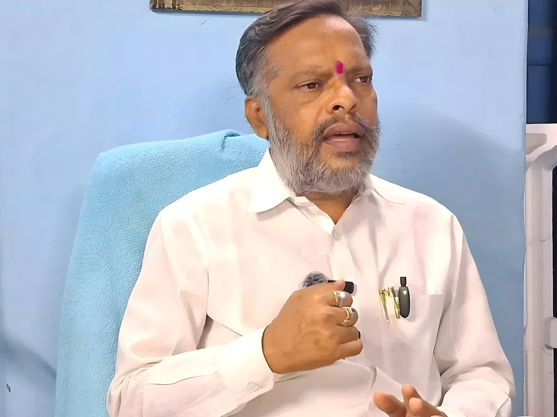 విద్యార్థులపై పెట్టిన కేసులు వెంటనే ఎత్తివేయాలి
