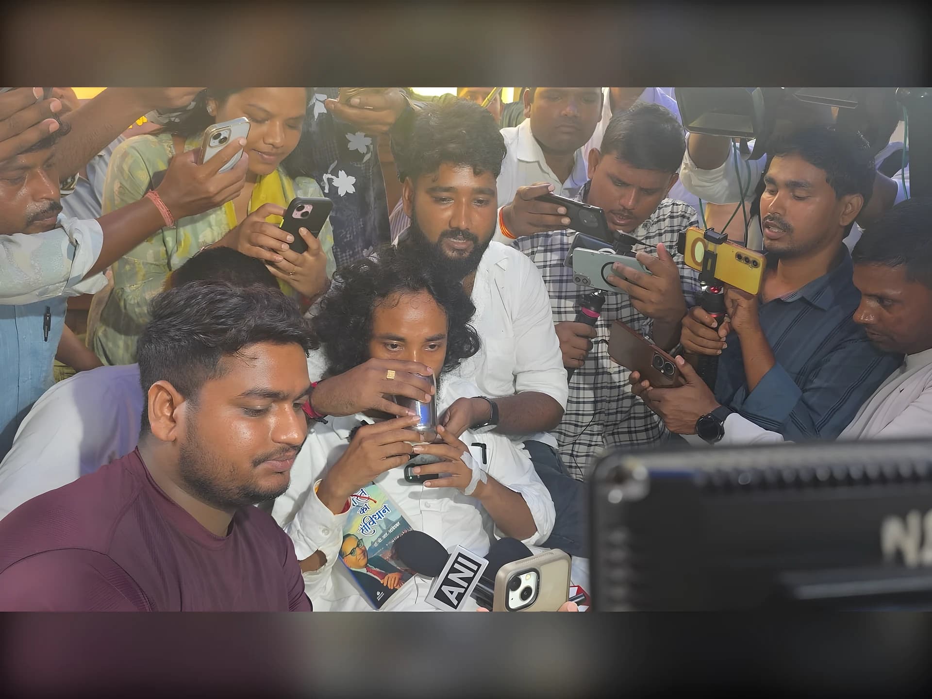 సోనమ్ వాంగ్చుక్ మాటతో నీళ్లు తాగిన దేవేంద్ర నాథ్!