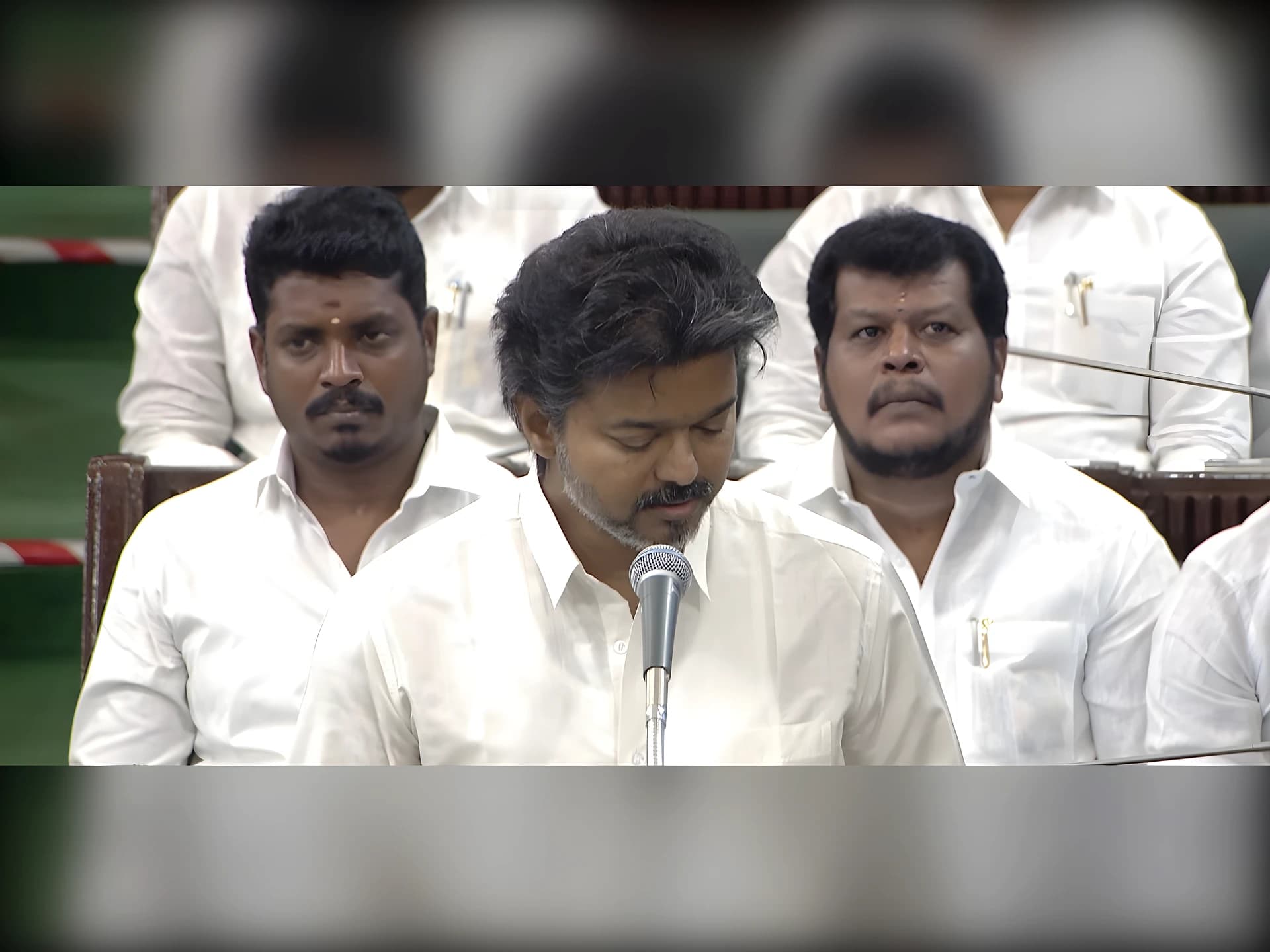 మెకేదాటు డ్యామ్ అంశంపై రాజకీయాలు వద్దు: విజయ్