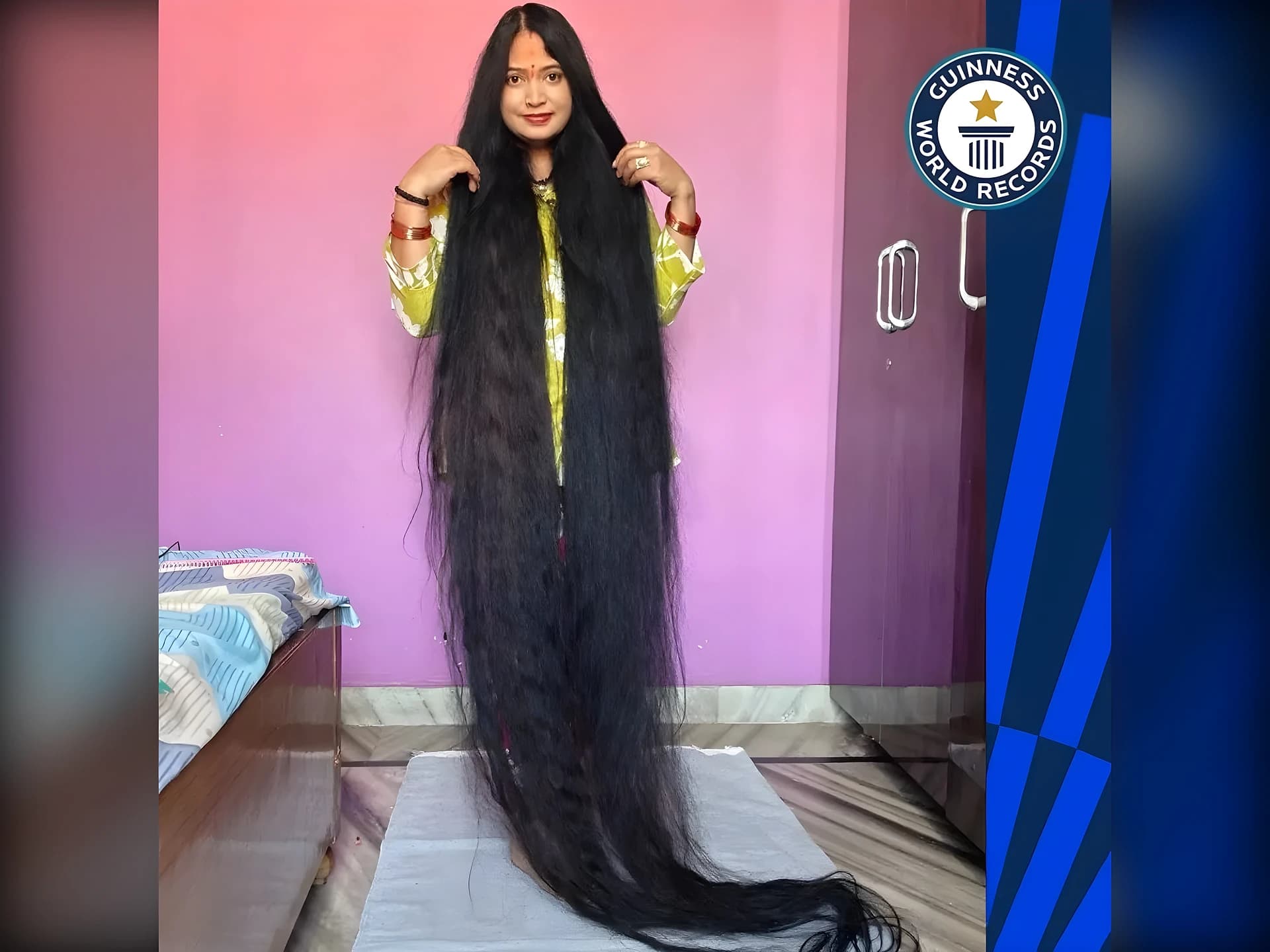 ఇంత పొడవు జుట్టు ఎప్పుడైనా చూశారా?