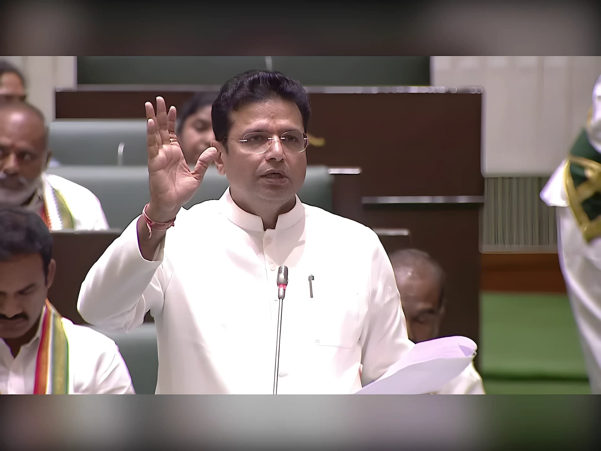 22A అంశంపై చర్చకు సిద్ధం: మంత్రి శ్రీధర్బాబు