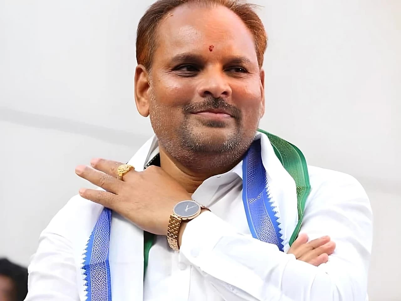 YCP కీలక నేత రాజీనామా