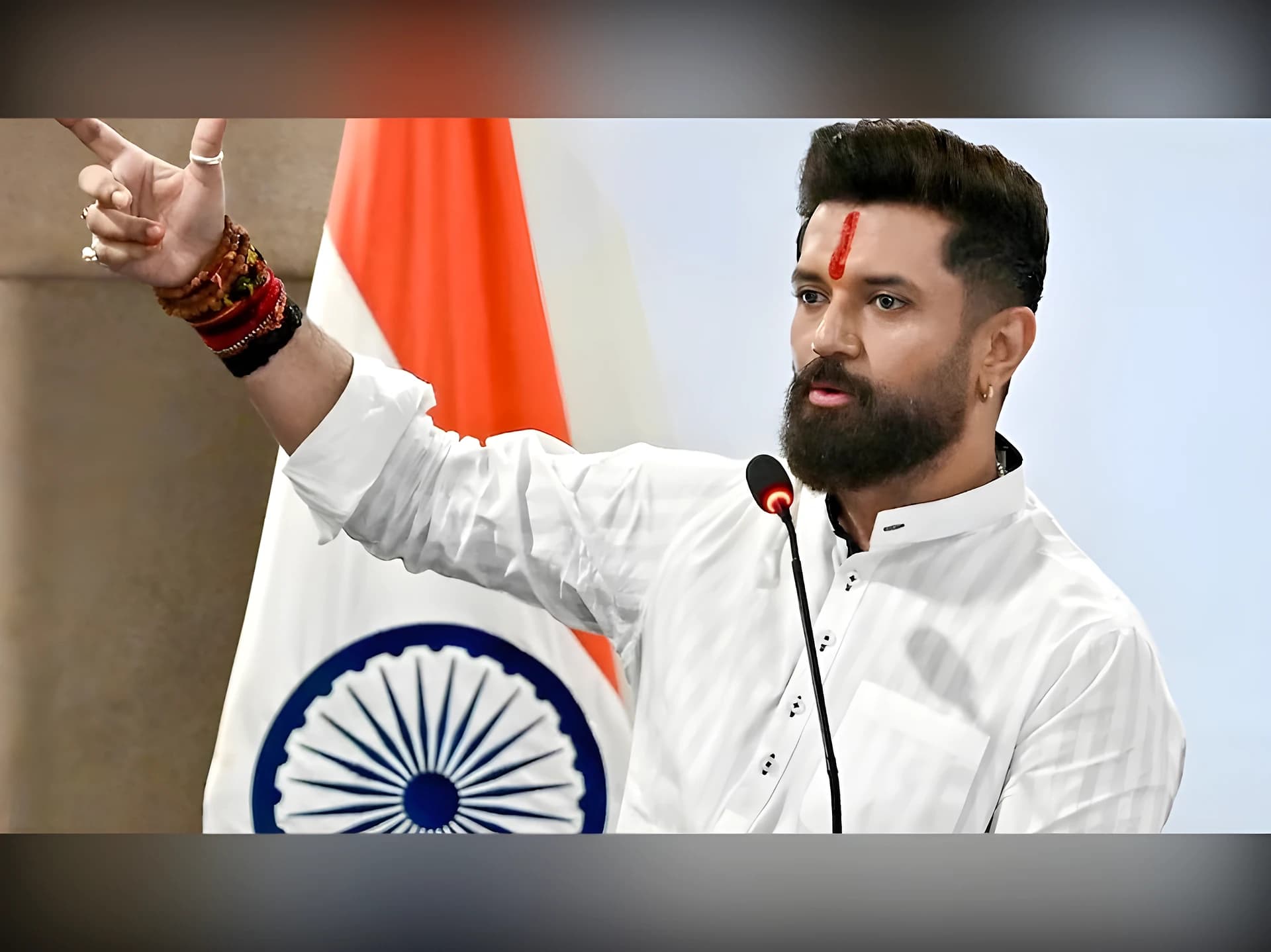 CEC స్పష్టంగా సమాధానం చెప్పాలి: చిరాగ్ పాస్వాన్
