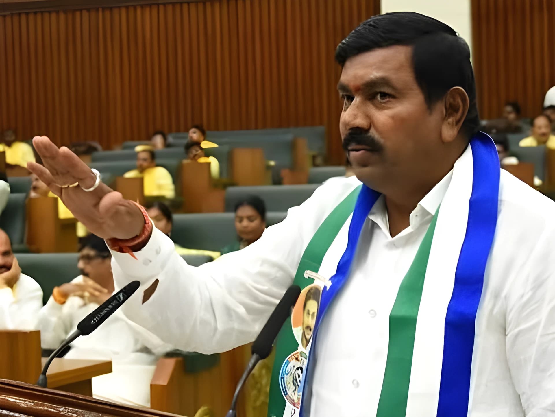 "విరూపాక్షిని రిలీజ్ చెయ్యాలి"