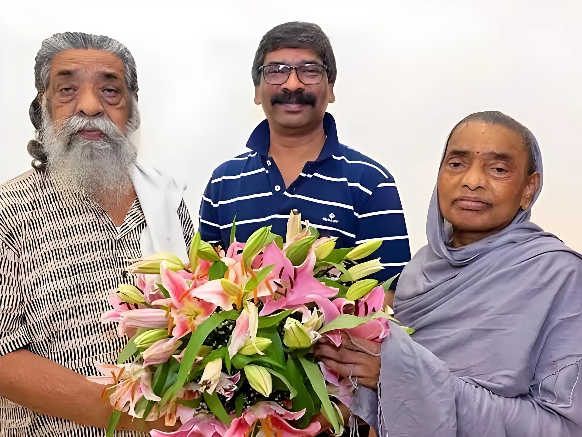 జార్ఖండ్ ముఖ్యమంత్రి తల్లి మృతి