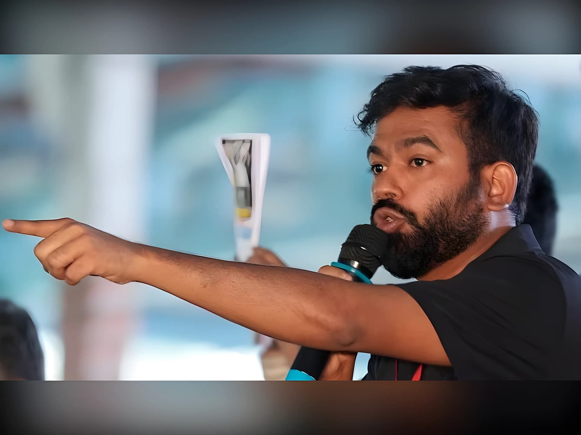 రేపు ప్రజాస్వామ్యాన్నే డీనోటిఫై చేస్తారా?: అభిజీత్ దీప్కే