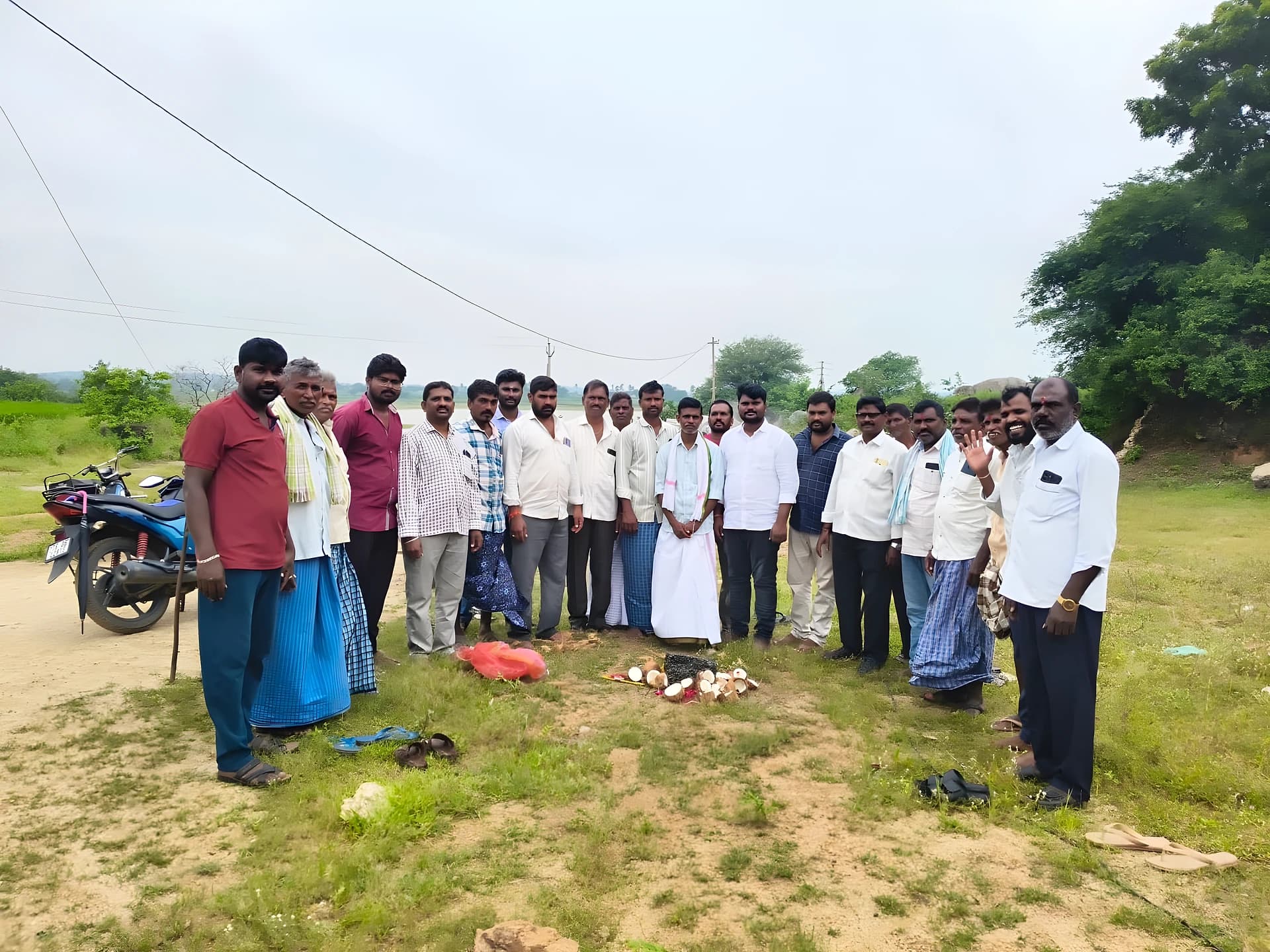 బతుకమ్మ విగ్రహానికి భూమి పూజ