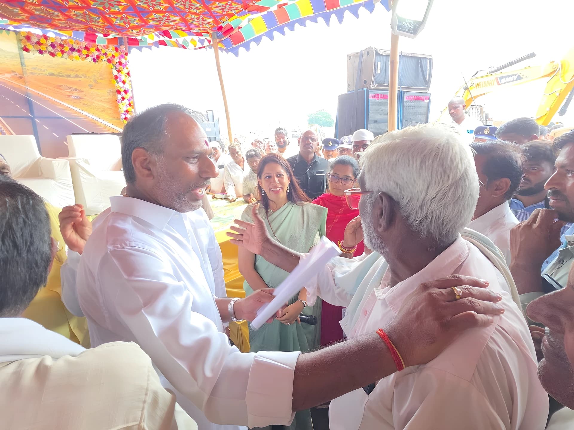 బైపాస్ రోడ్డు బాధిత రైతుల ఆందోళన