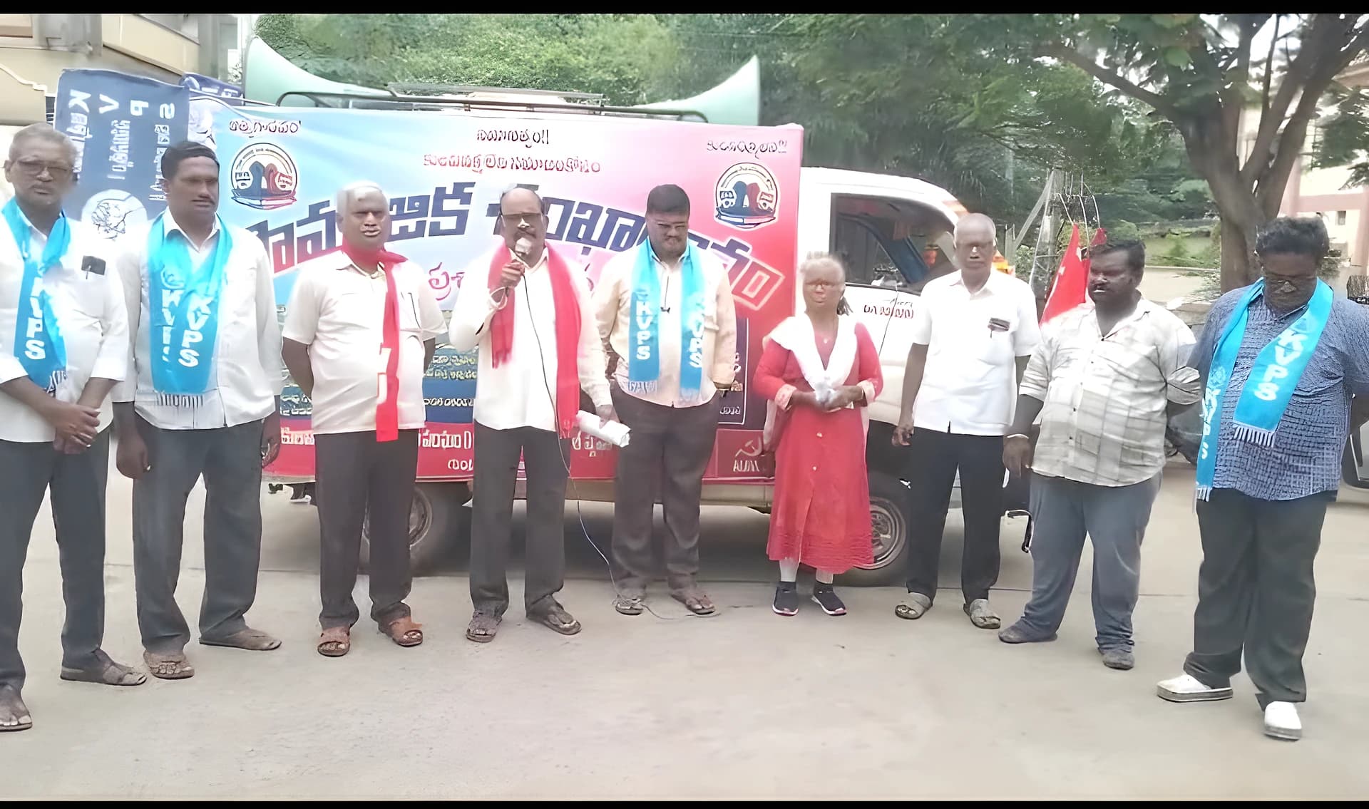 దళితవాడల సమస్యల పరిష్కారానికి ప్రచార యాత్ర