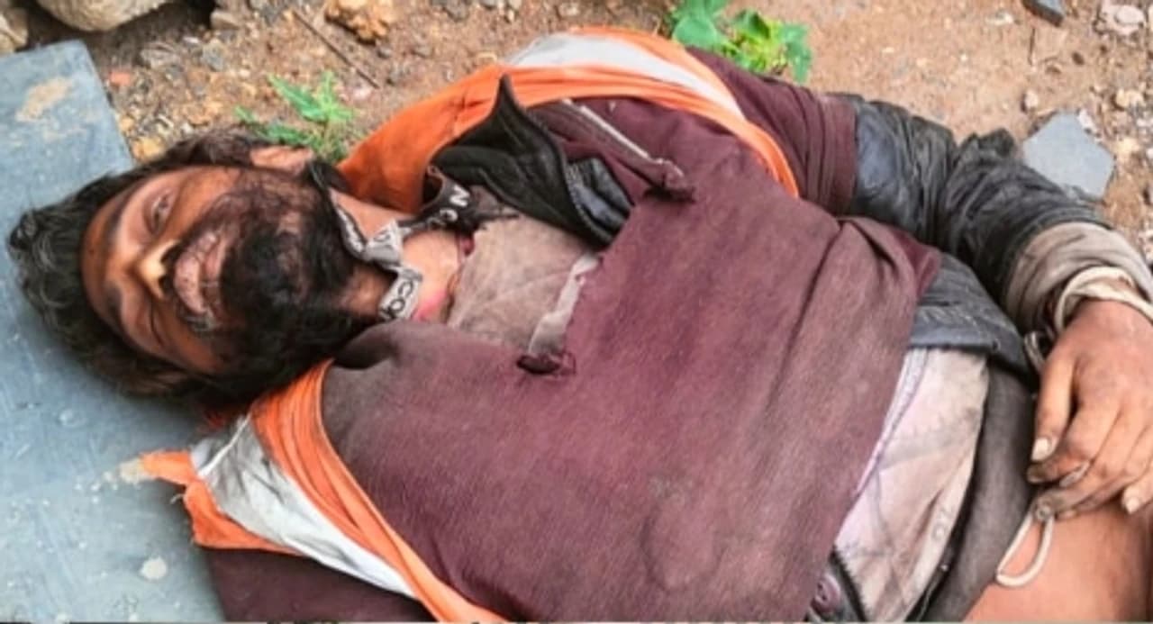 అనాథ శవానికి దహన సంస్కారాలు చేసిన ఖిద్మత్ టీం