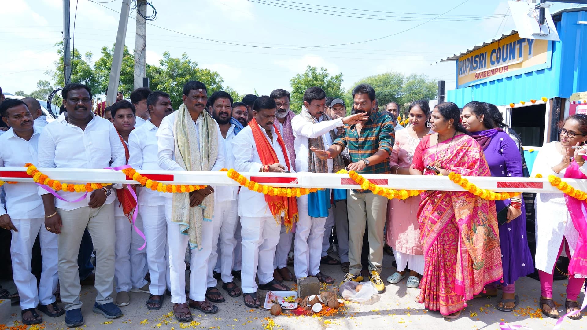 అమీన్పూర్లో అభివృద్ధి పనులకు శంకుస్థాపన