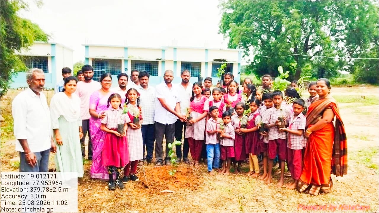 గ్రామాన్ని పచ్చదనంతో నింపేసిన జనం