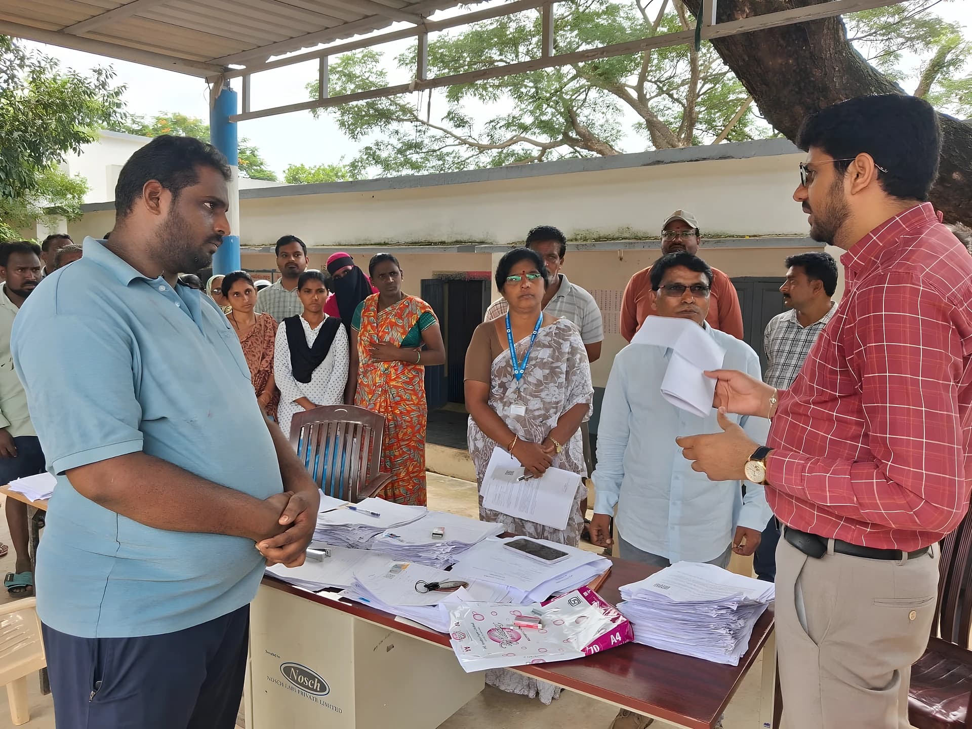 వేంసూరులో సబ్ కలెక్టర్ ఆకస్మిక తనిఖీలు