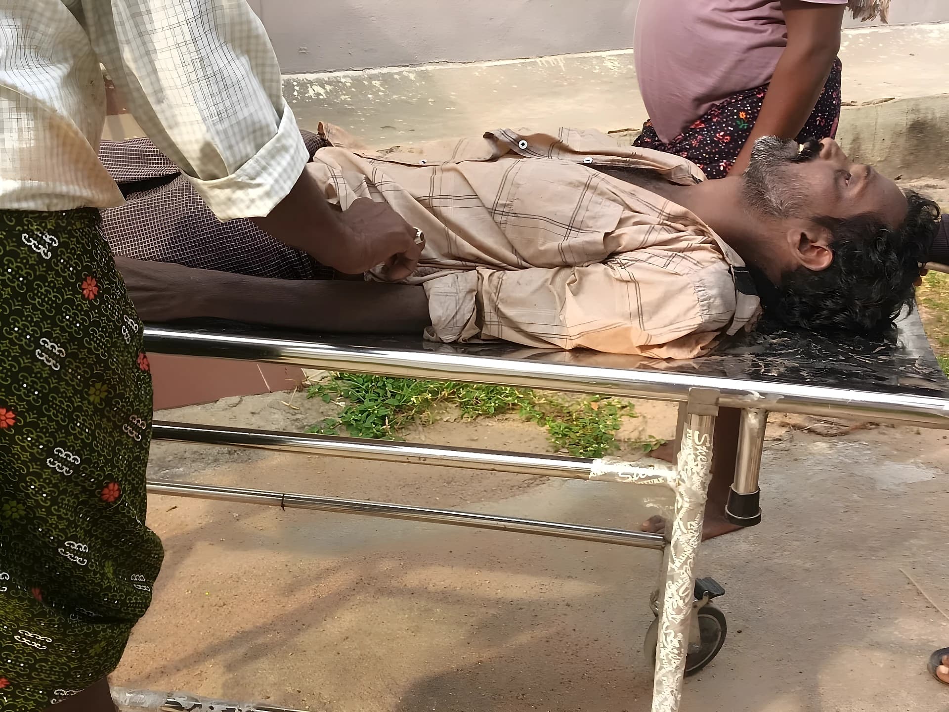పిడుగుపడి రైతు మృతి