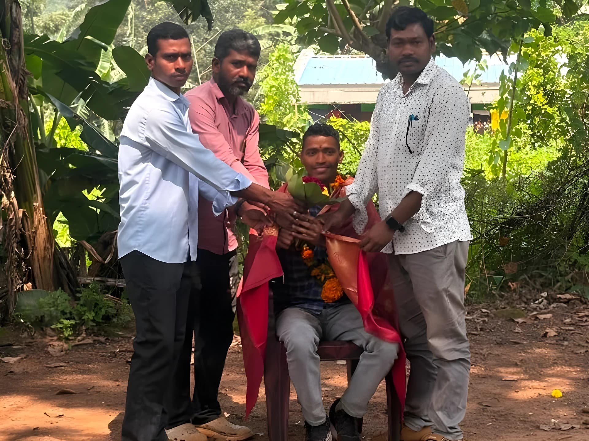 పేదరికాన్ని ఓడించి.. సివిల్ కానిస్టేబుల్!