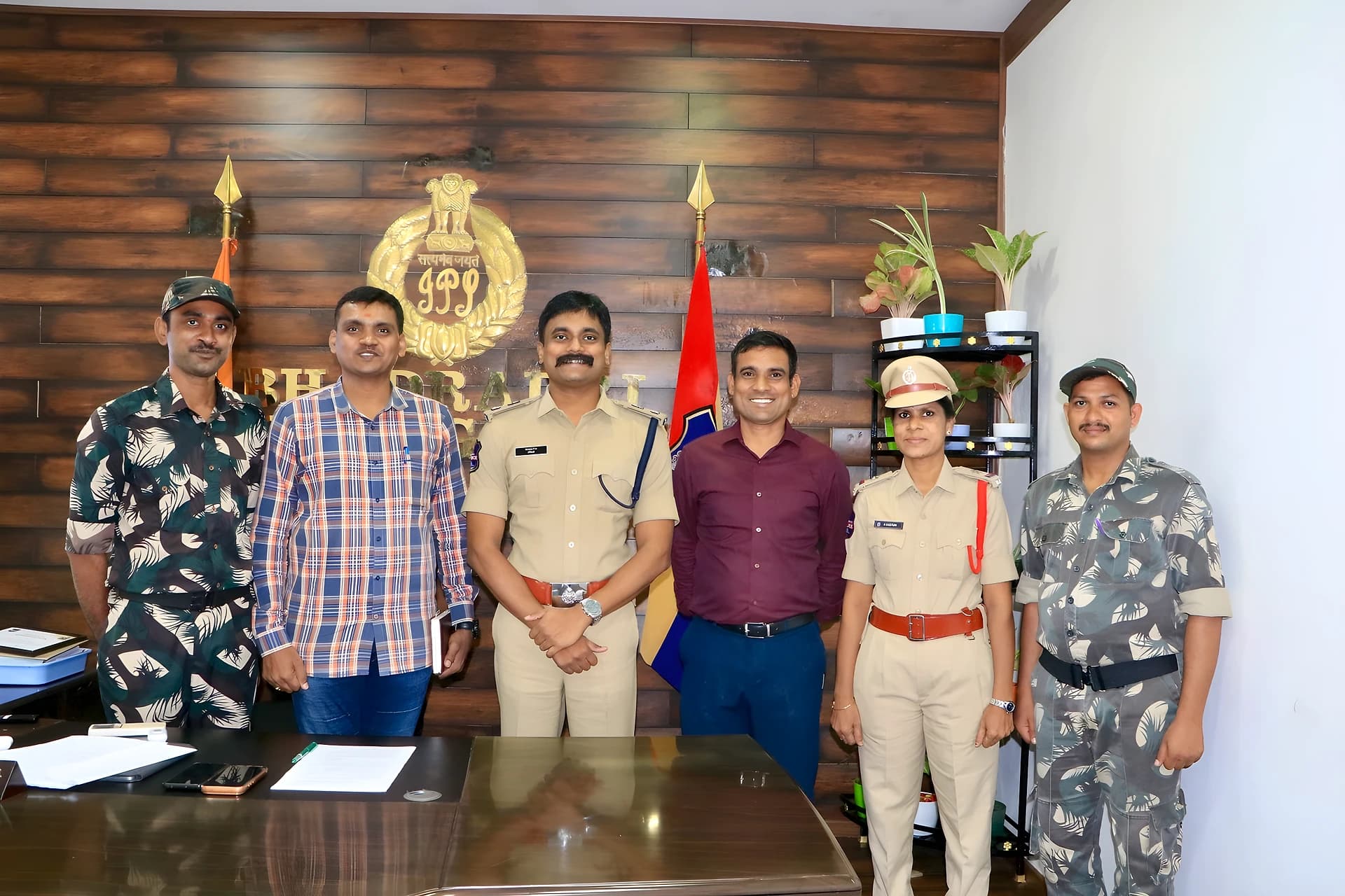 భద్రాద్రి కొత్తగూడెంలో మహిళా భద్రతా విభాగం