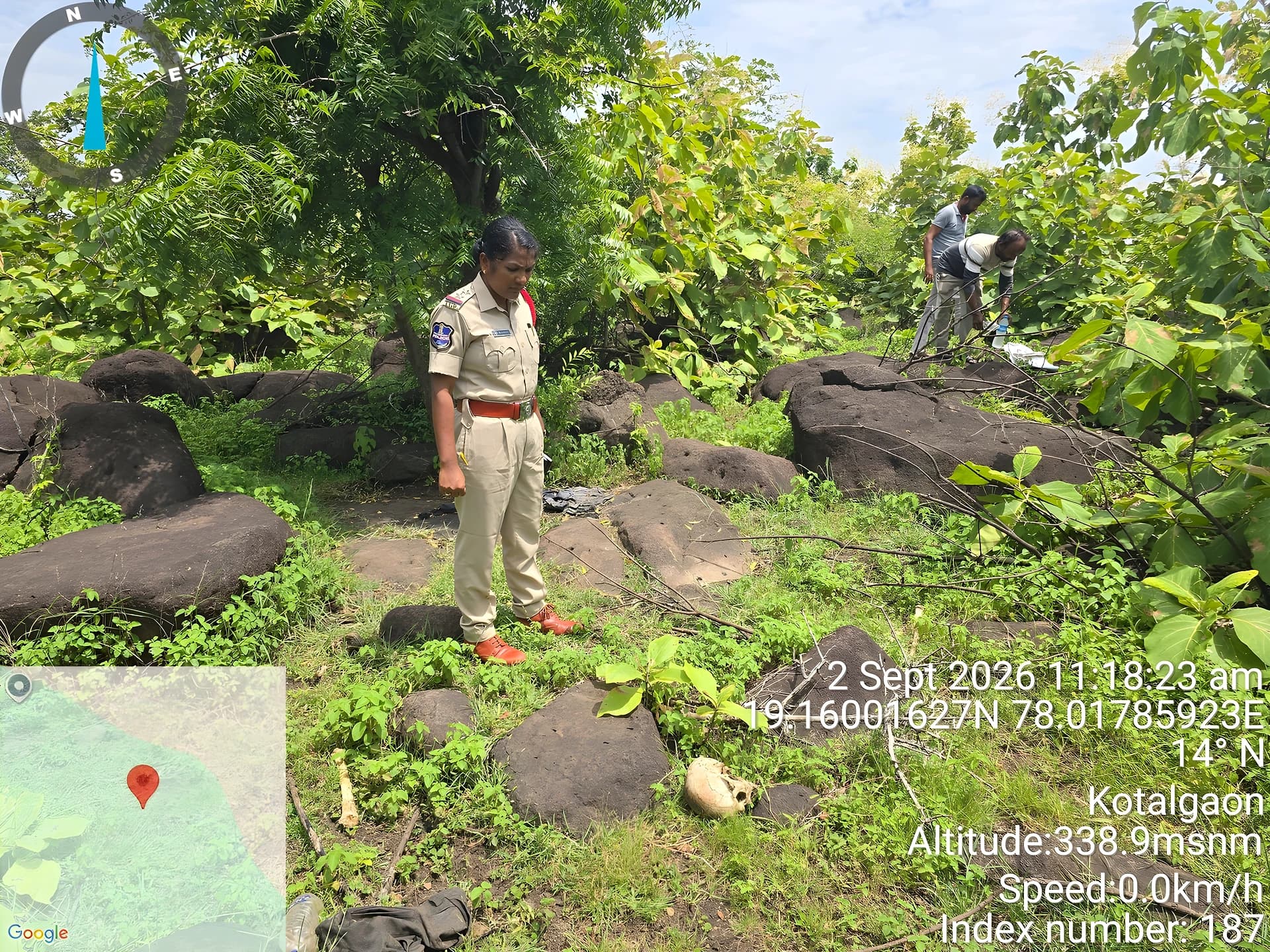 అటవీ ప్రాంతంలో మానవ అస్థిపంజరం.. నిర్మల్లో కలకలం!
