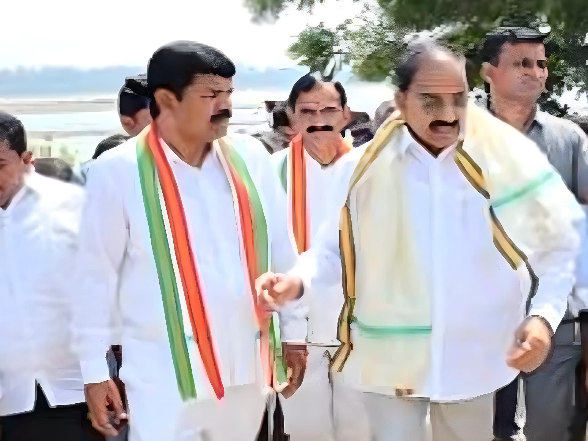 జలవనరులను పొదుపుగా వినియోగించుకోవాలి: తుమ్మల