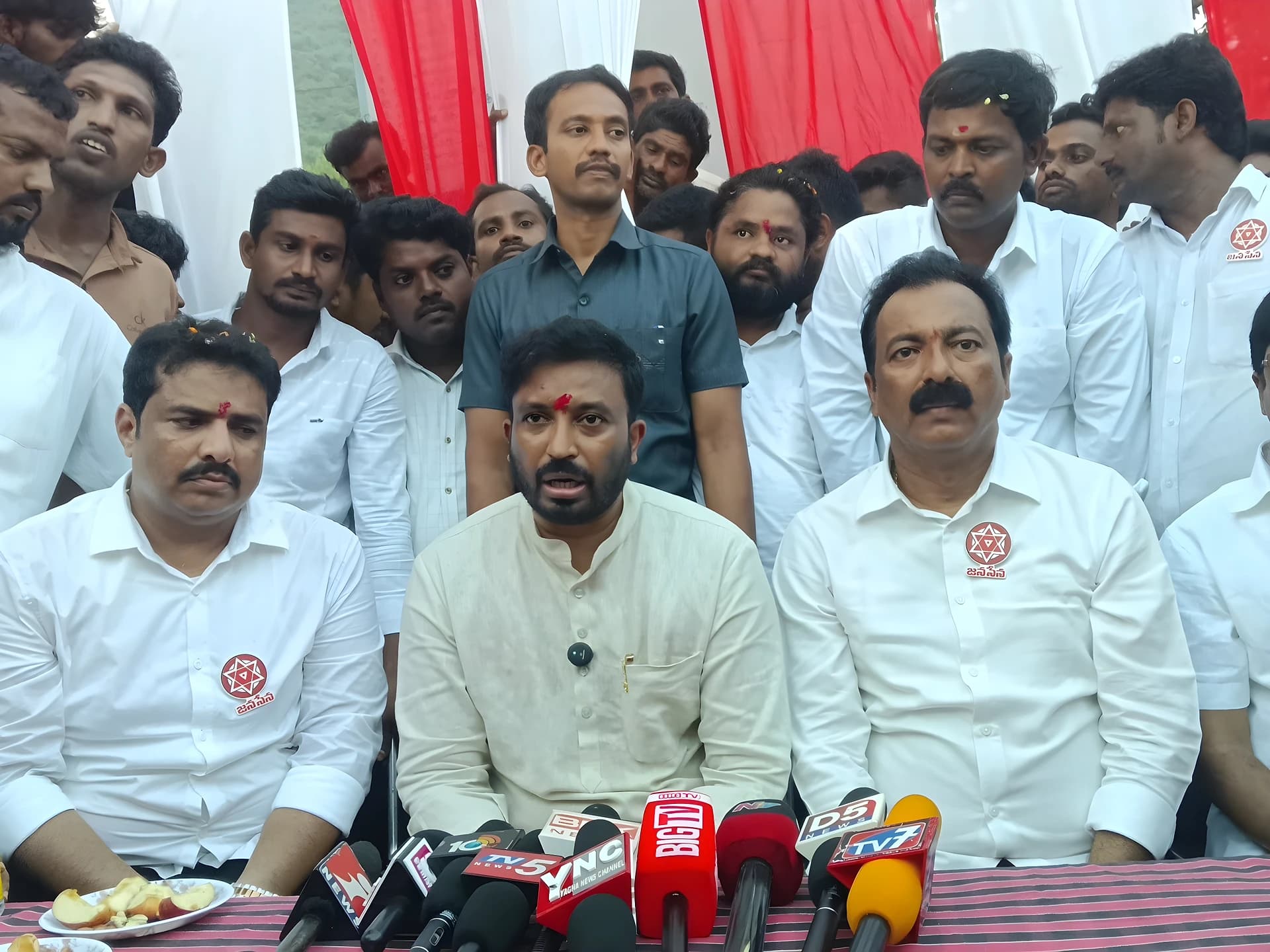 గిడిజంలో జనసేన జెండా.. కూటమి సమన్వయం!