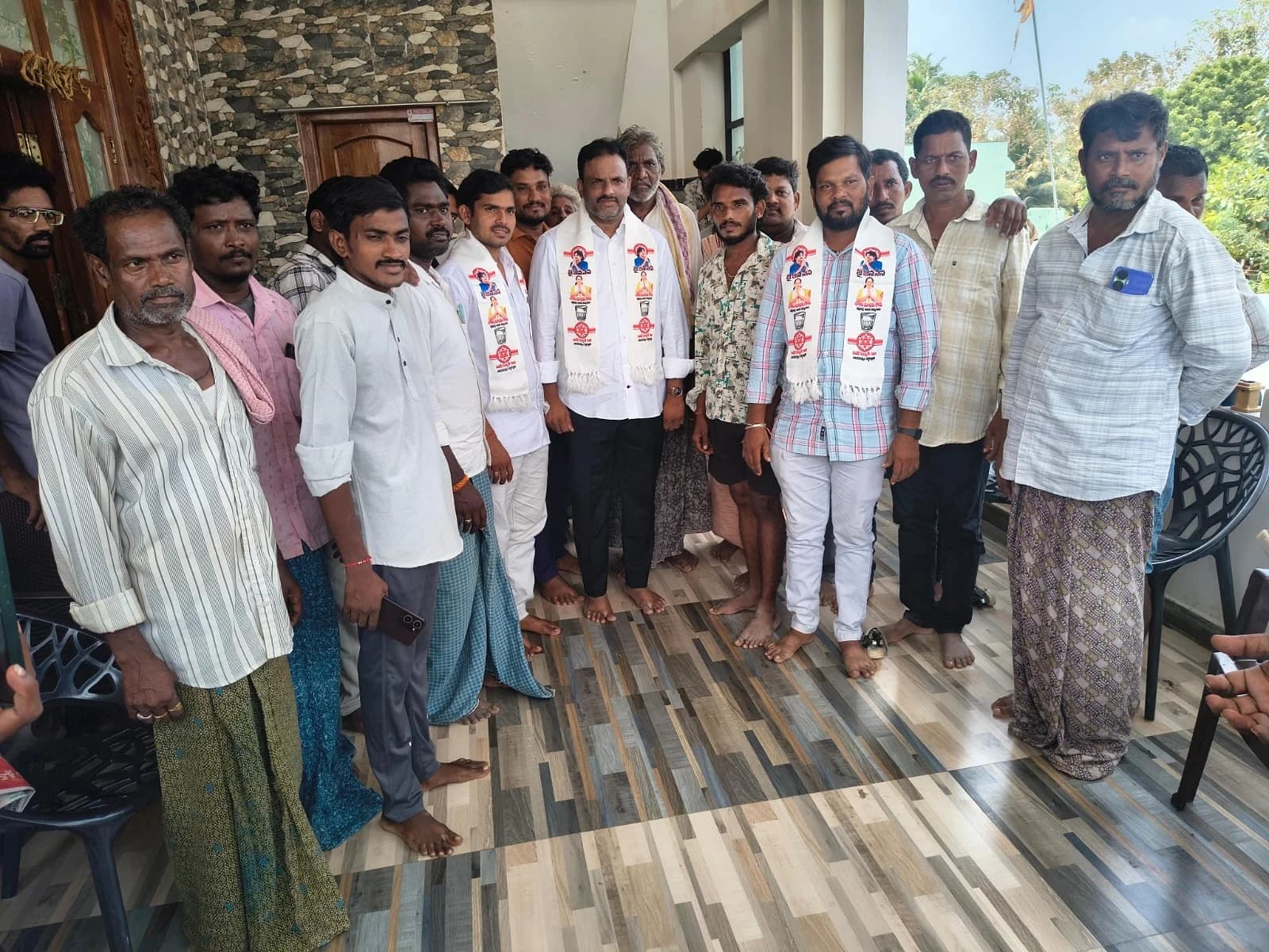 తొత్తడాం రామాలయానికి విరాళం