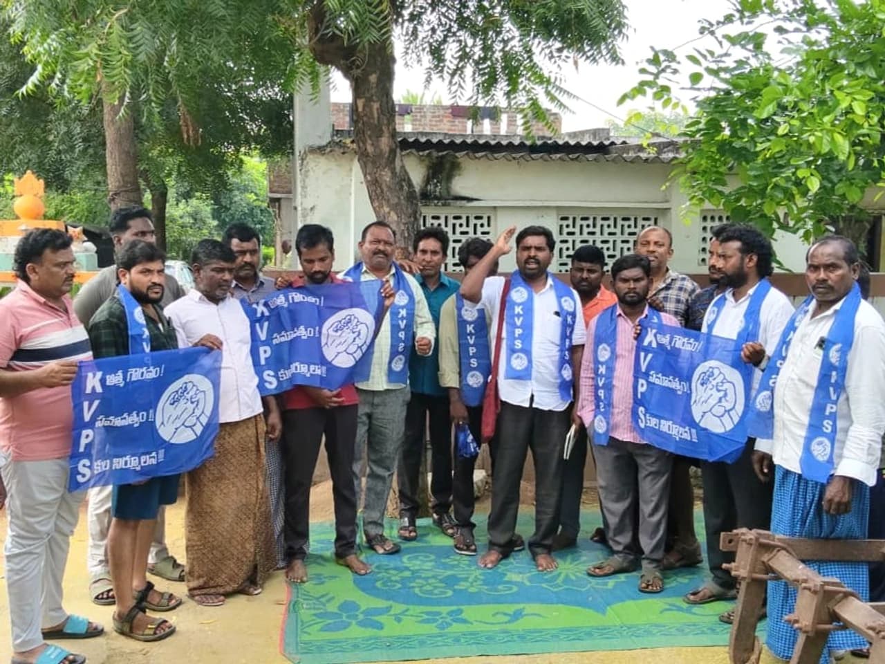 దళిత మహిళలపై దూషణ.. చర్యలు కోరుతూ డిమాండ్