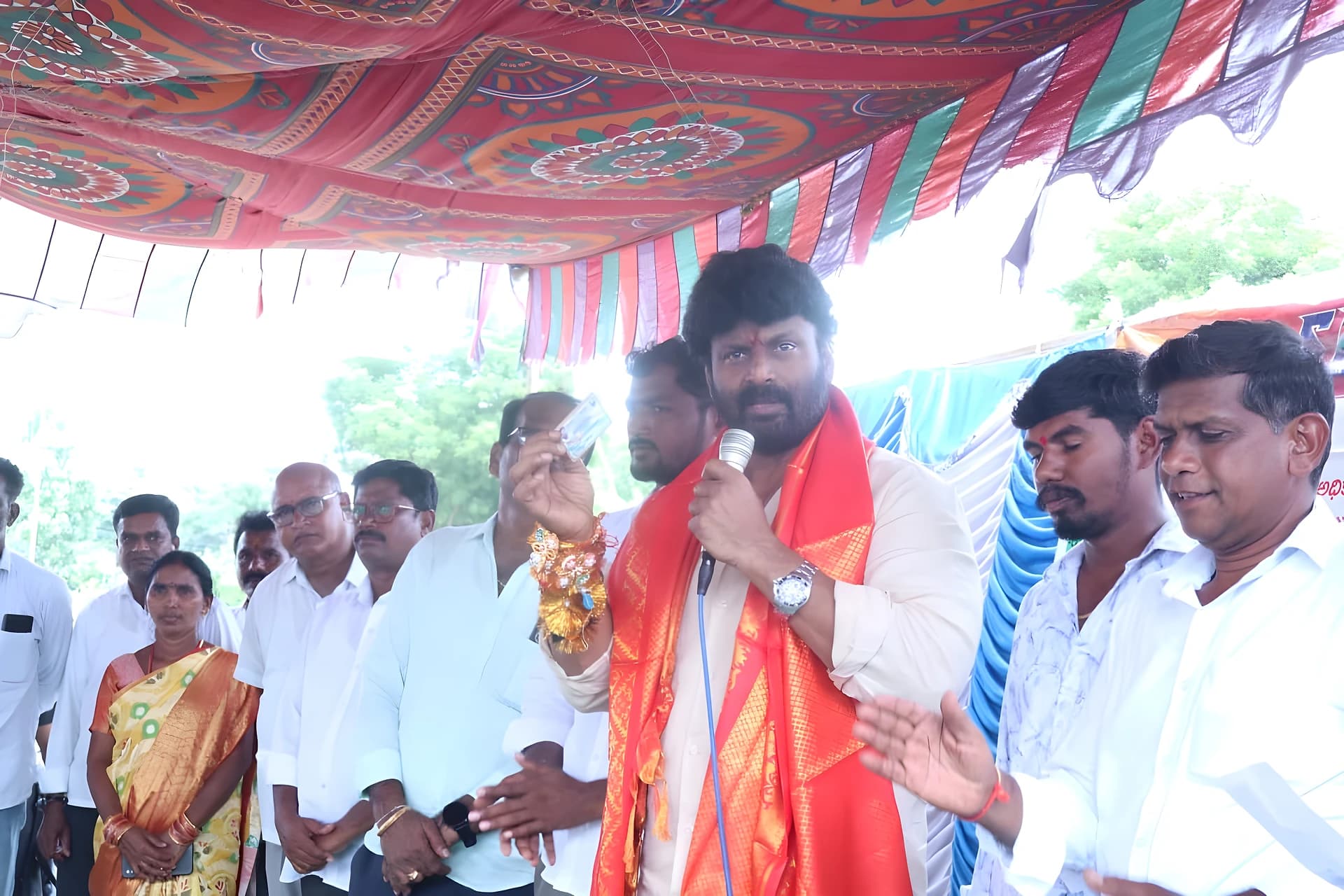ఏ ఒక్కరూ మిస్ అవ్వొద్దు... MLA ఠాకూర్