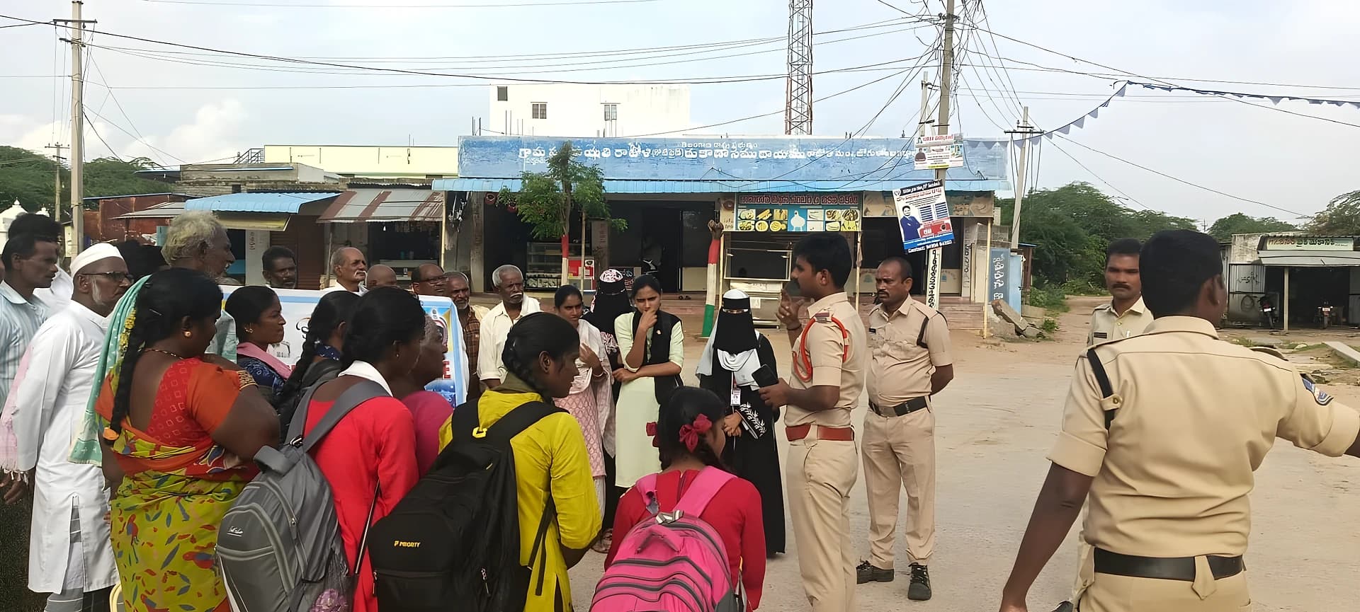 సైబర్ మోసాలపై అవగాహన!