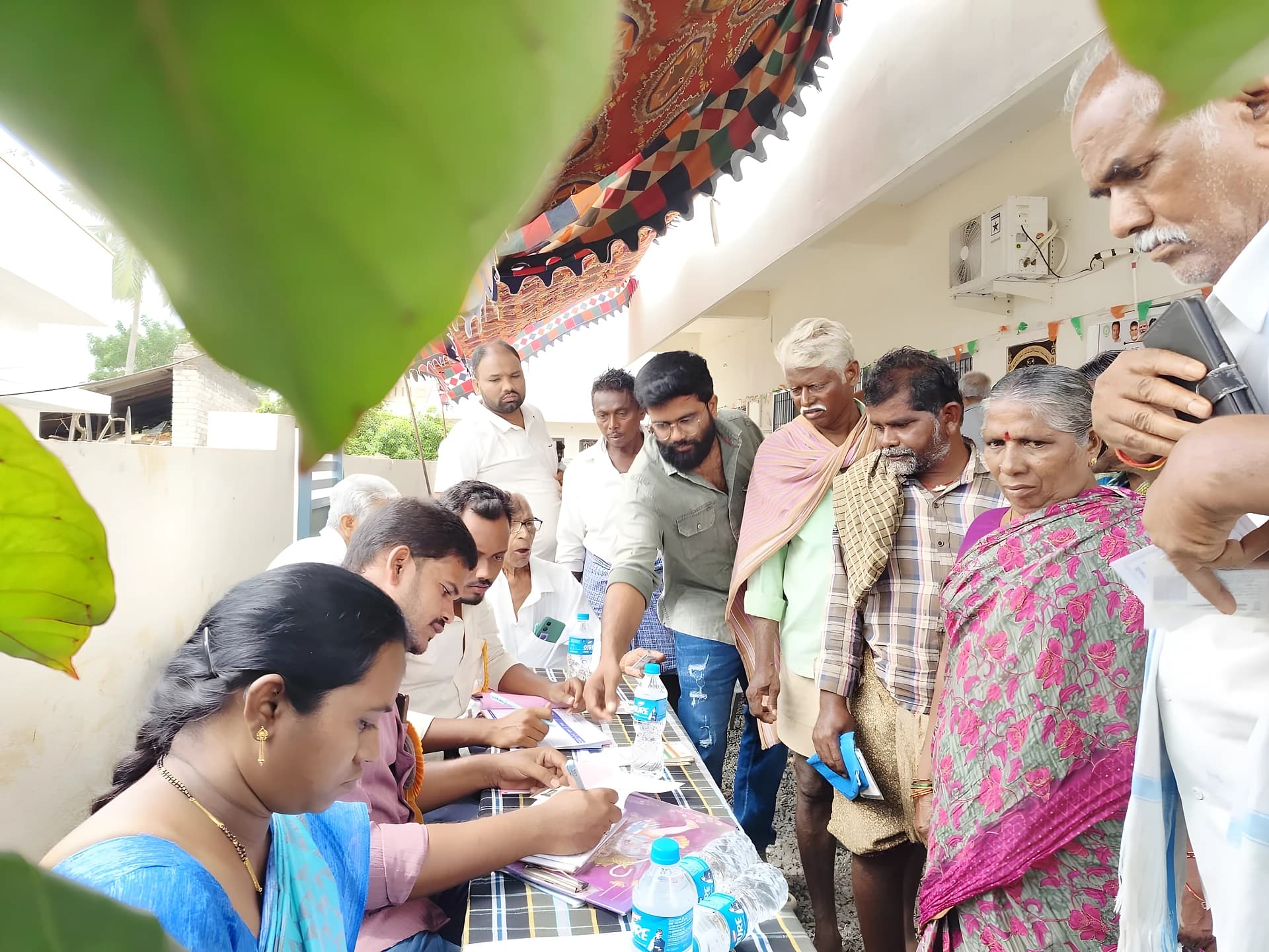 MNR ఫౌండేషన్ 9వ ఉచిత కంటి వైద్య శిబిరం