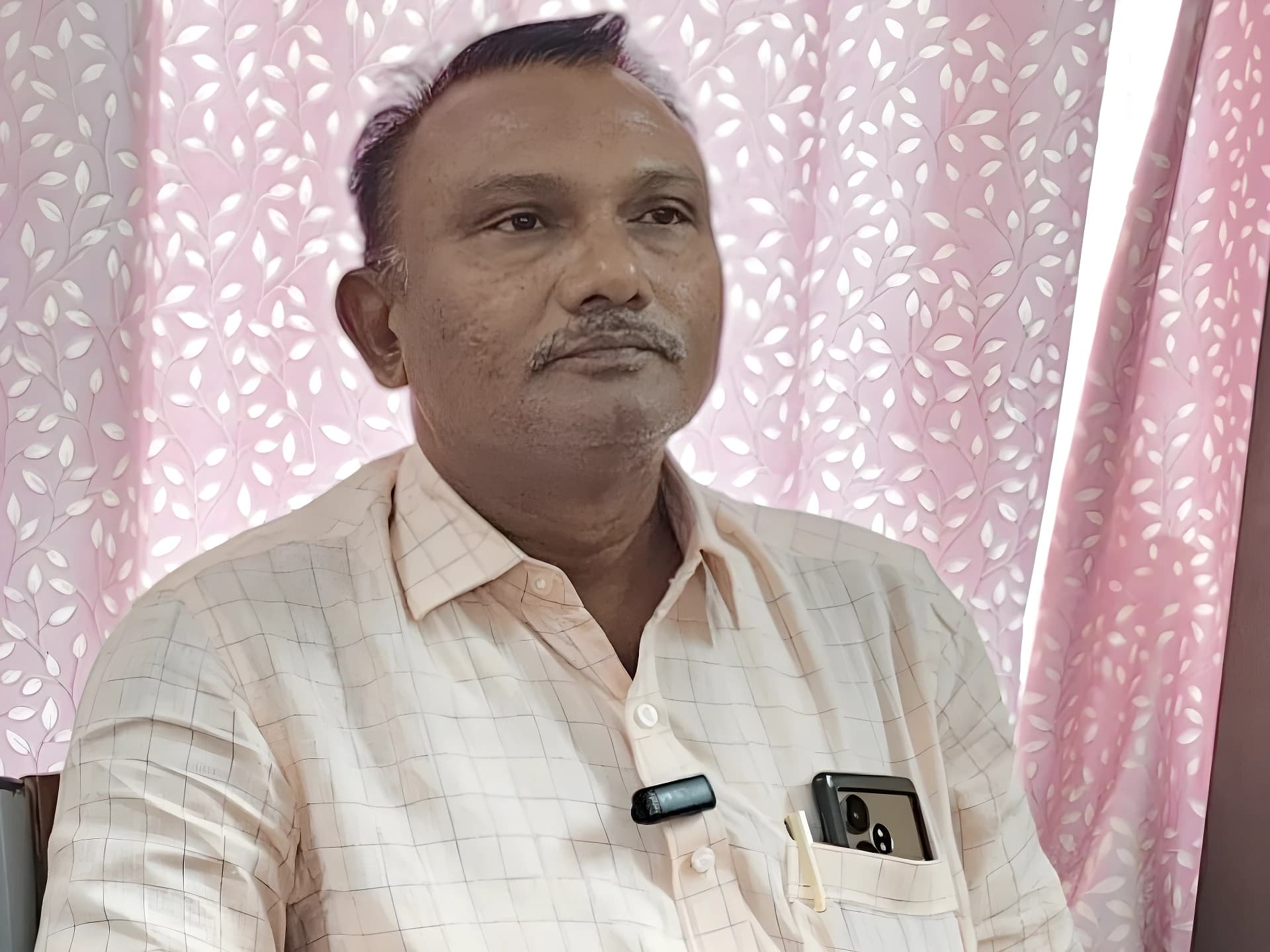 దసరా సెలవుల్లో క్లాసులు పెడితే చర్యలు తప్పవు