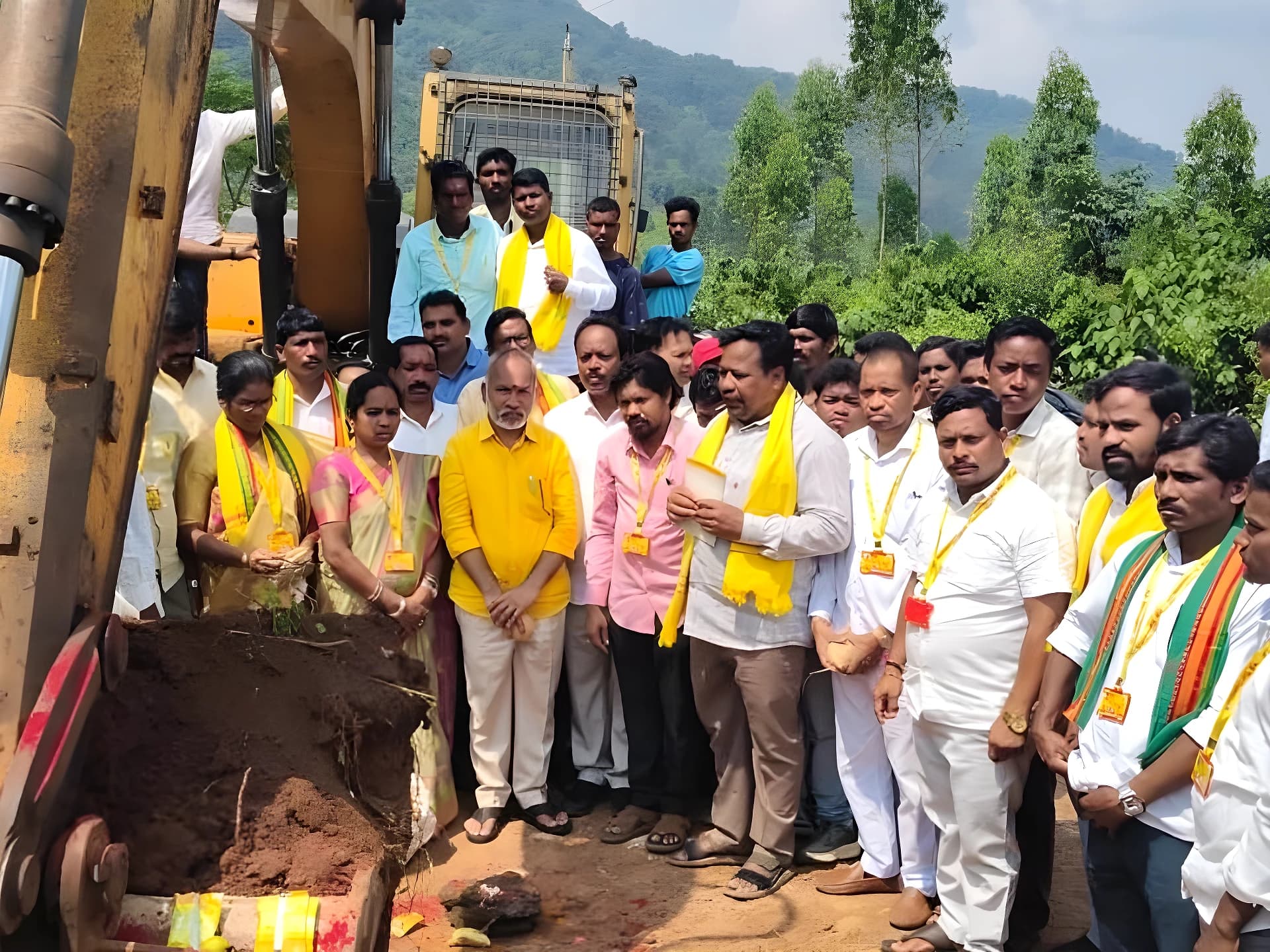 పామురాయి గ్రామానికి తీరిన 20 ఏళ్ల కష్టం