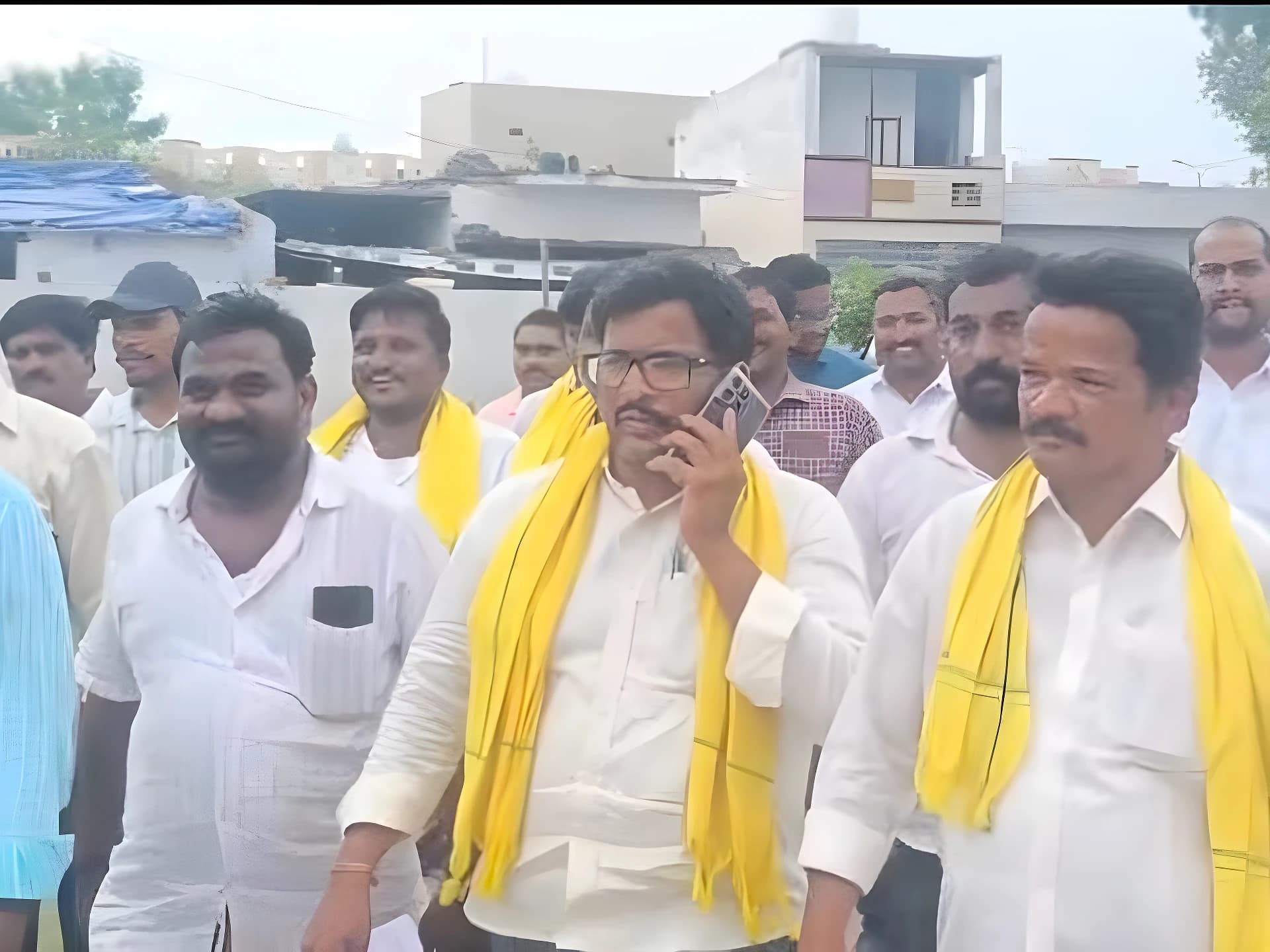 మున్సిపల్ చైర్మన్ నామినేషన్లు