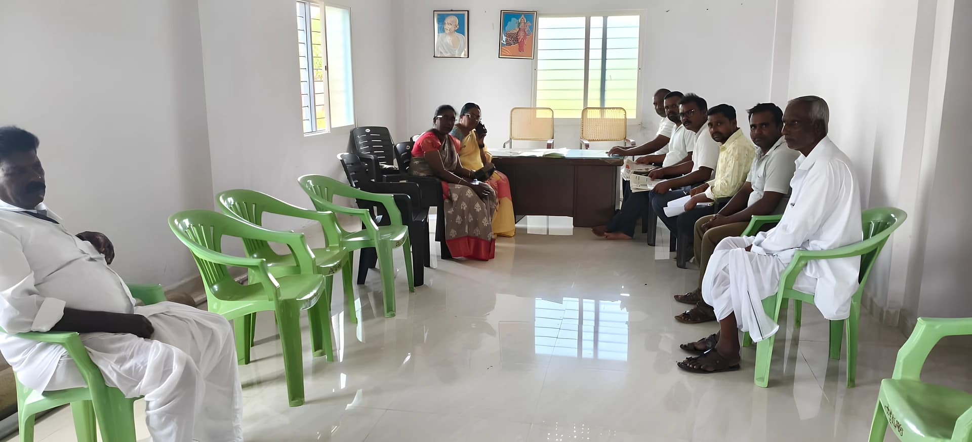 జలాల్పూర్లో ముసాయిదా ఓటరు జాబితా విడుదల