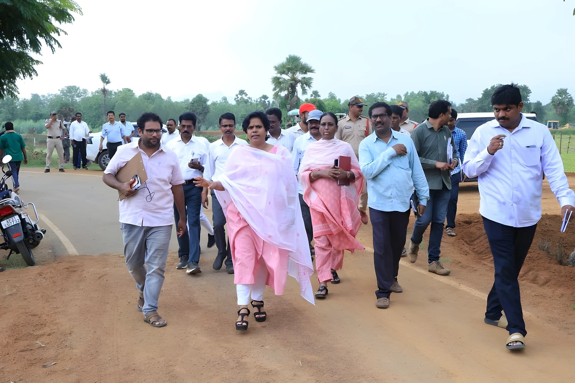 సీఎం టూర్పై స్పెషల్ ఫోకస్.. పకడ్బందీ ఏర్పాట్లు