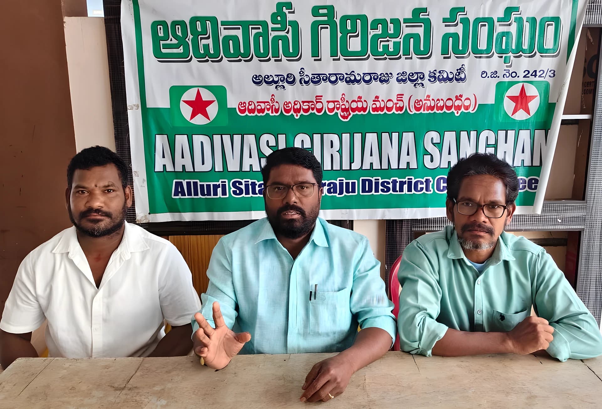 వారికి 100% రిజర్వేషన్లు.. స్పష్టత కావాల్సందే...