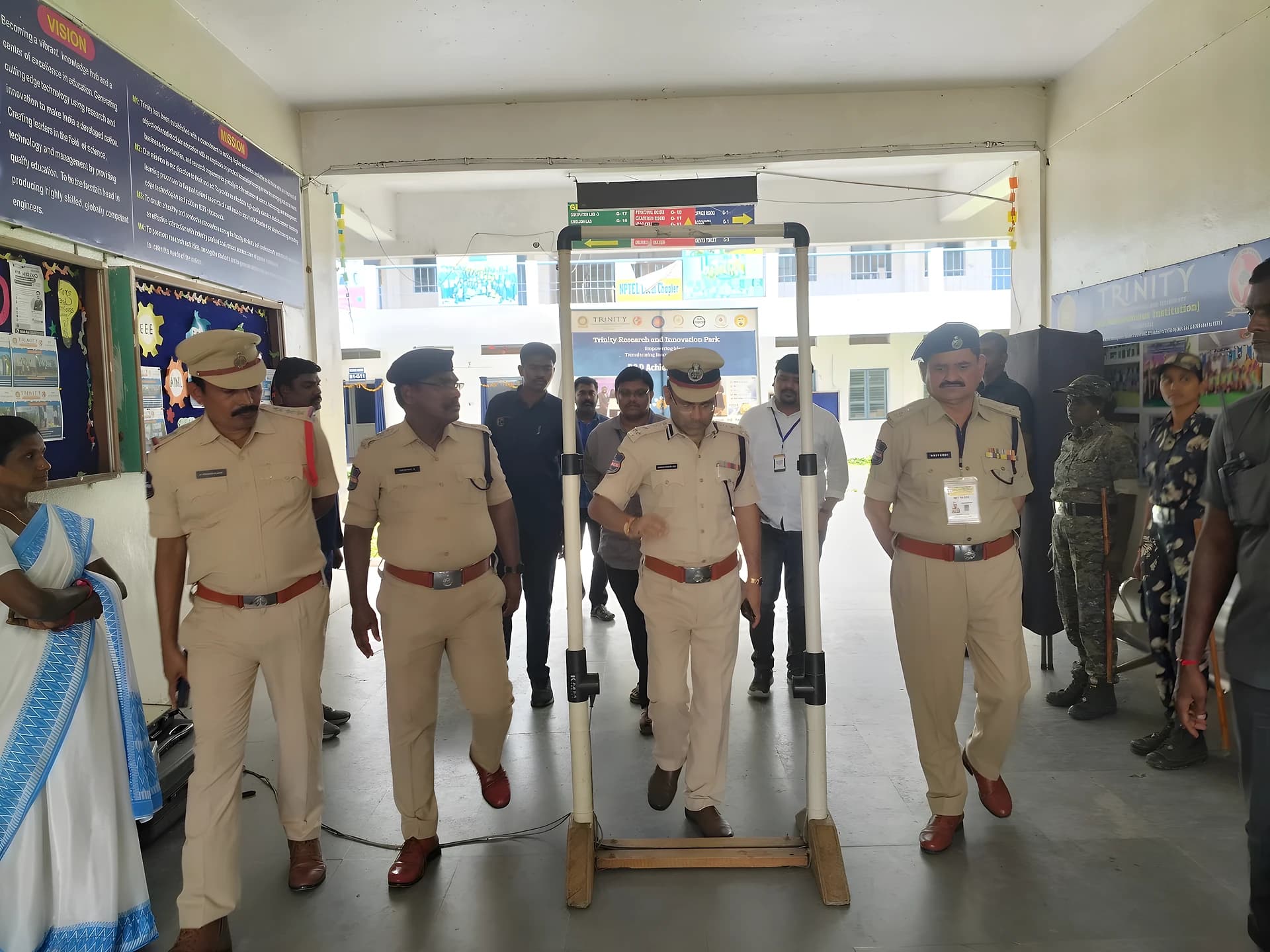 పెద్దపల్లిలో నీట్-పీజీ పరీక్షా కేంద్రాల తనిఖీ