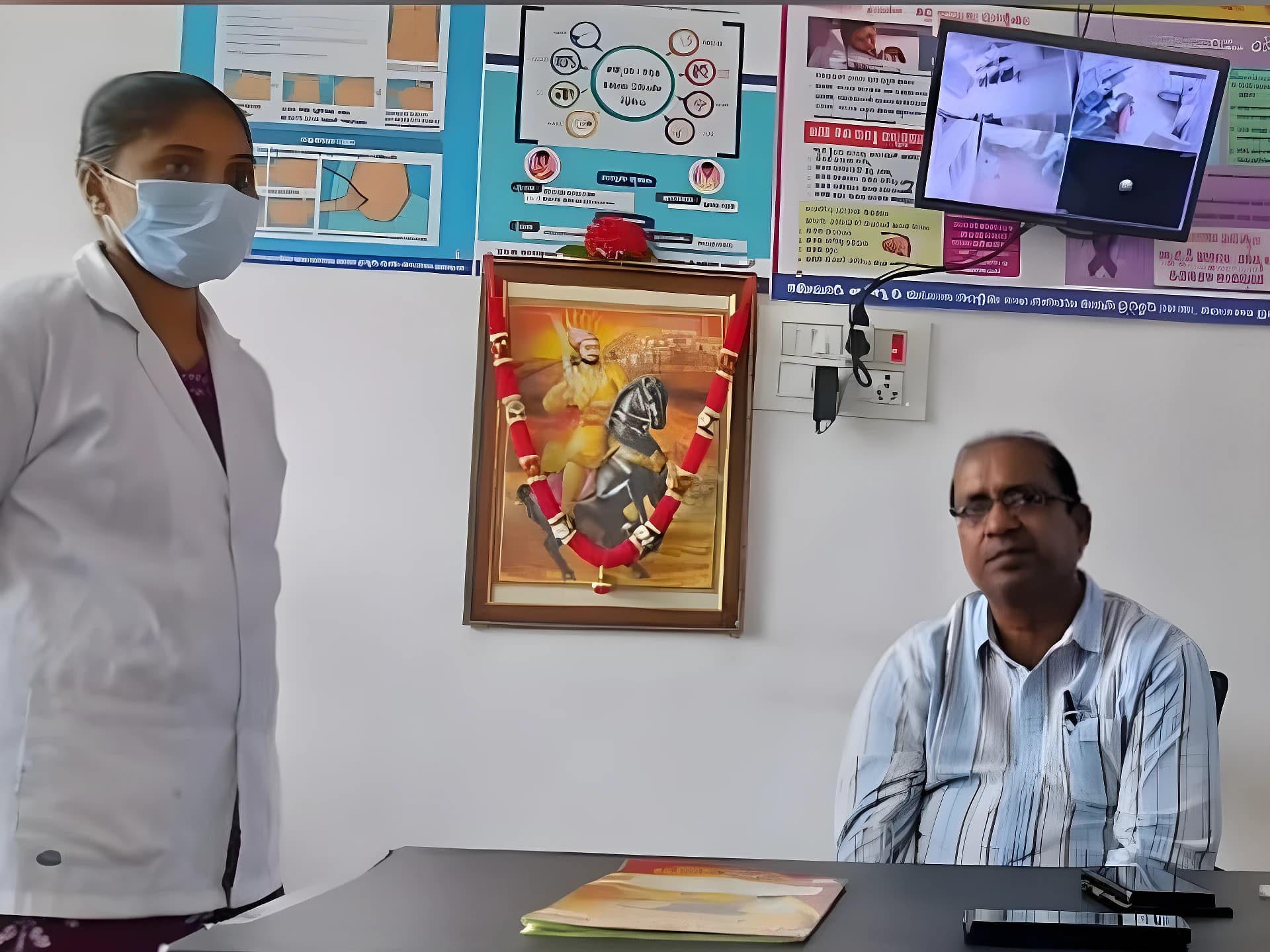 బస్తీ దవాఖానాలో డిప్యూటీ డీఎంహెచ్ఓ తనిఖీ