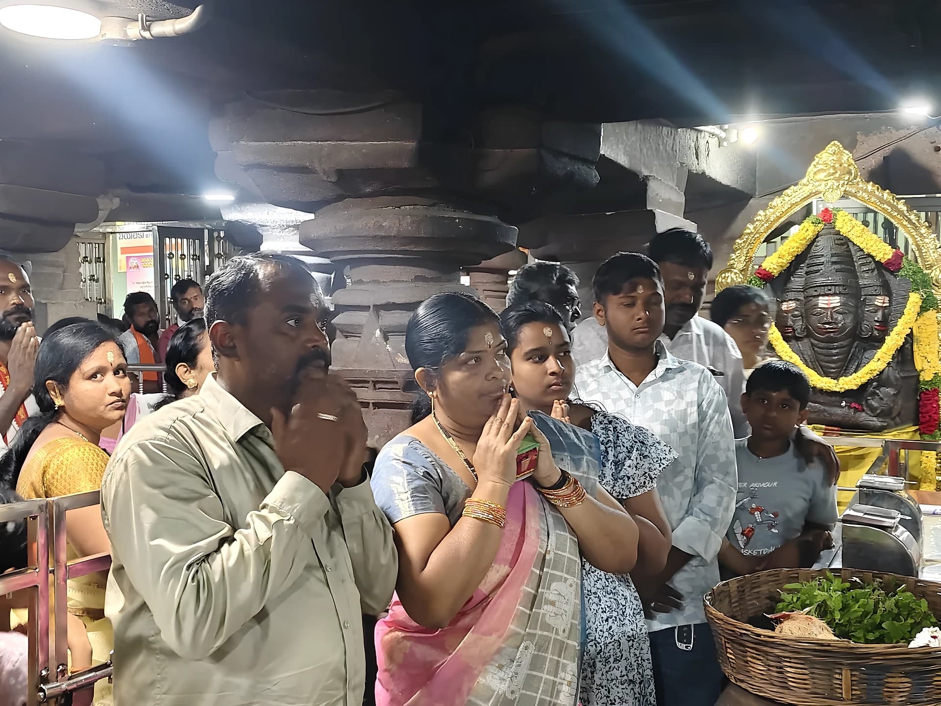 ఆ టెంపుల్కి రూ.1.08 లక్షల ఇన్కమ్