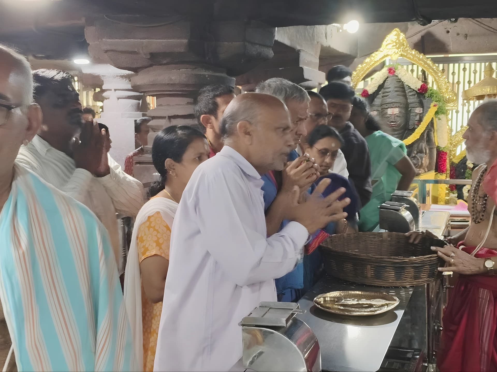 ధర్మపురి ఆలయానికి రూ.2.33 లక్షల ఆదాయం